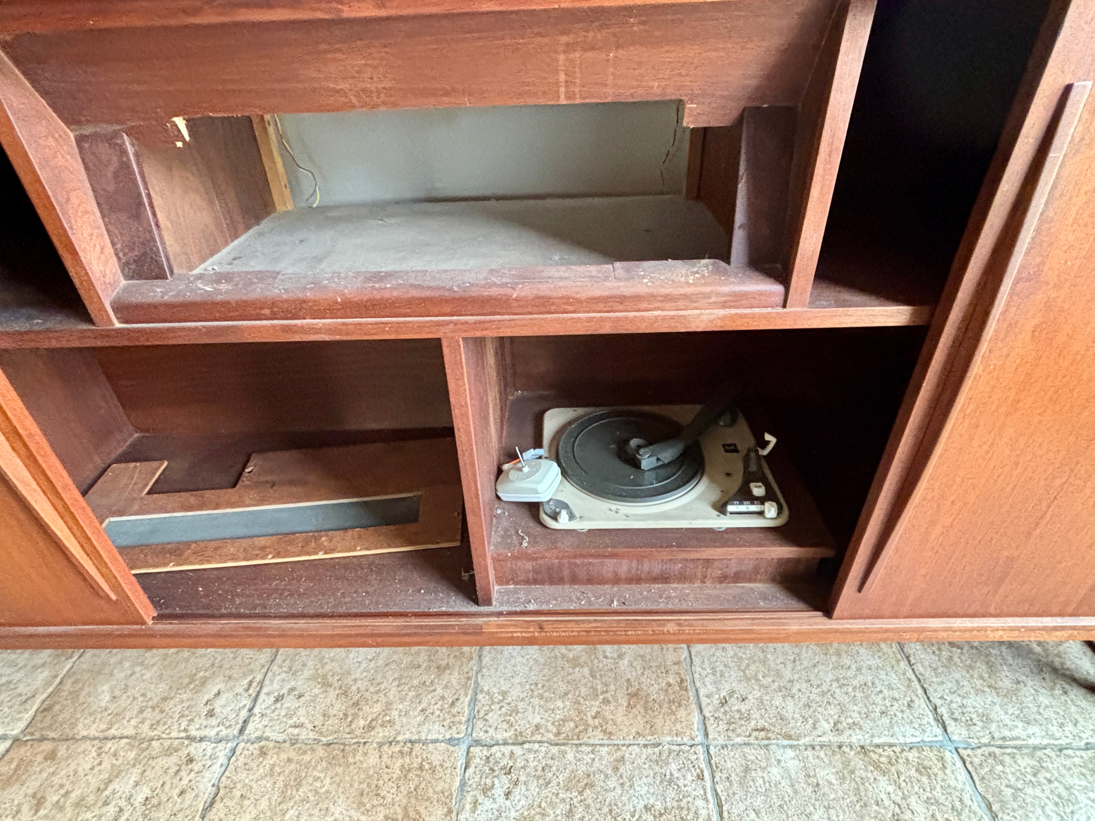 Mid century modern MCM sideboard shelving unit - photo 5