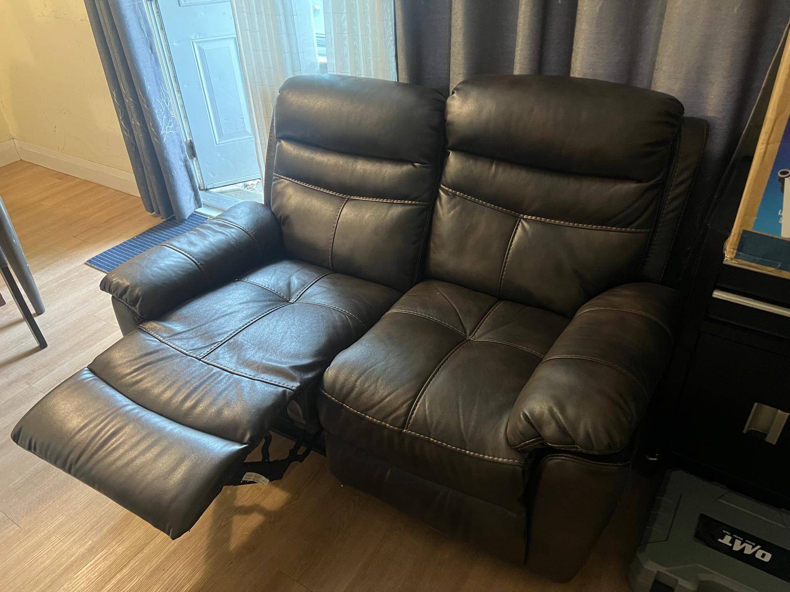 Leon’s Cooper Leather Reclining Sofa & Loveseat – Brown ️ - photo 3