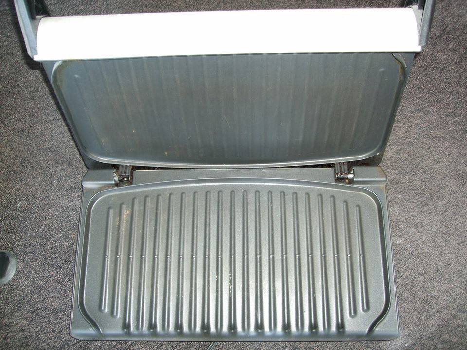 George Foreman Lean Mean Fat Grilling Machine - photo 2