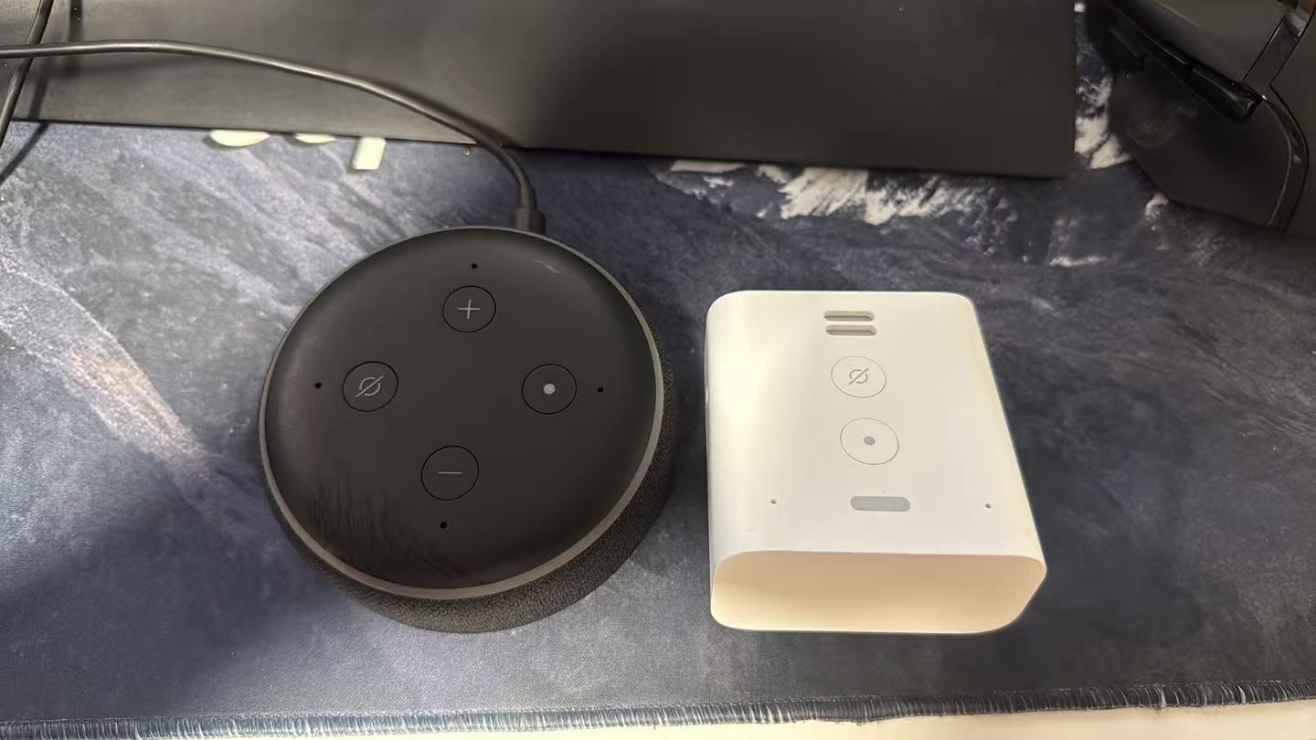 Amazon Echo Dot 3 Combo Smart Speaker Alexa Home Automation Set