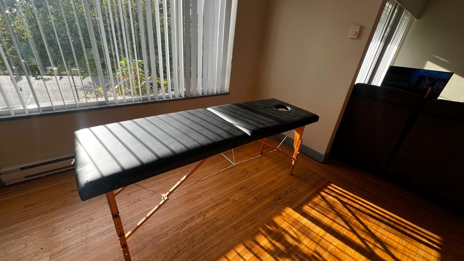 Table massage, Armrest and Tray stand