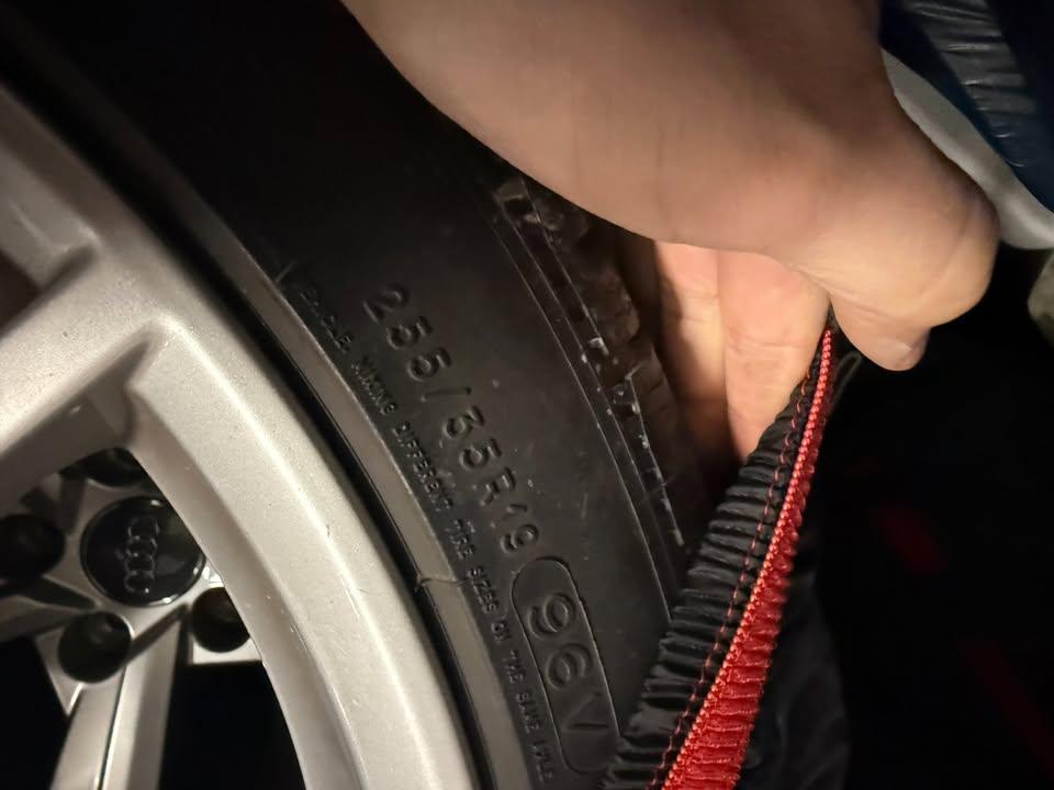Audi S5 5 Spoke Factory Wheels & Winter Tire - photo 5