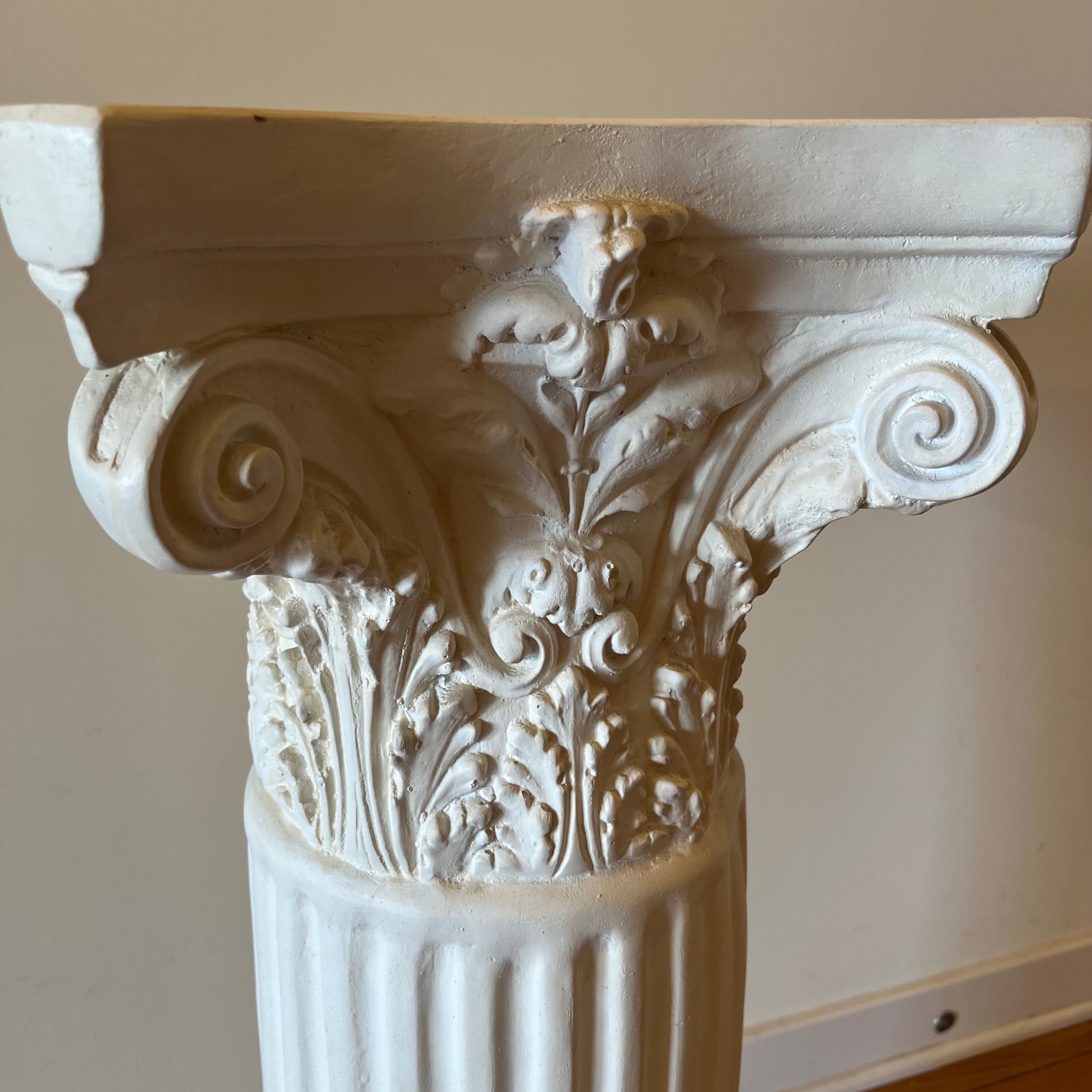 Plaster Column Pedestal Stand - 31" Tall Corinthian Pillar - photo 2