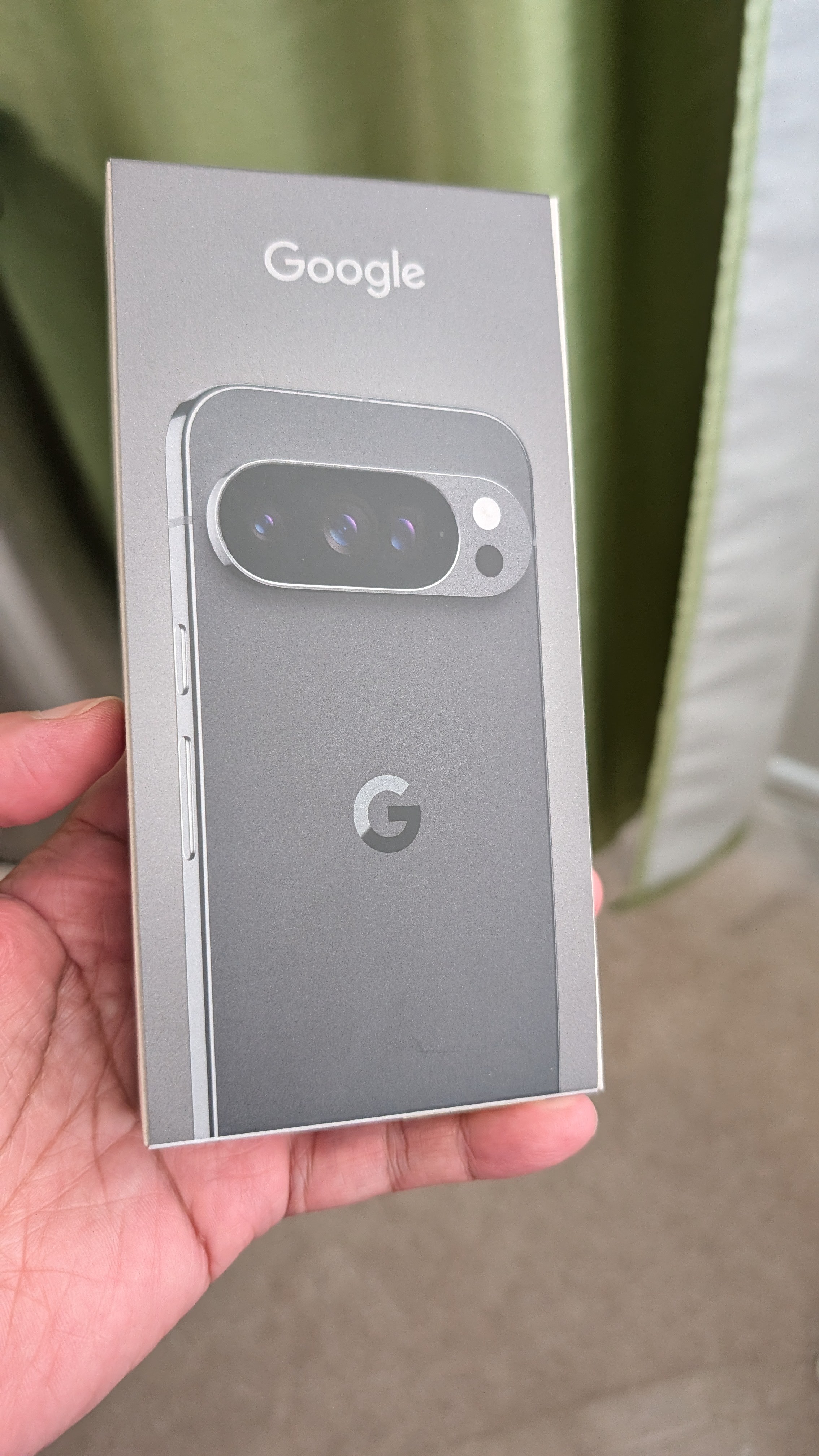 SEALED Google Pixel 10 Pro- Brand New - Obsidian 128GB