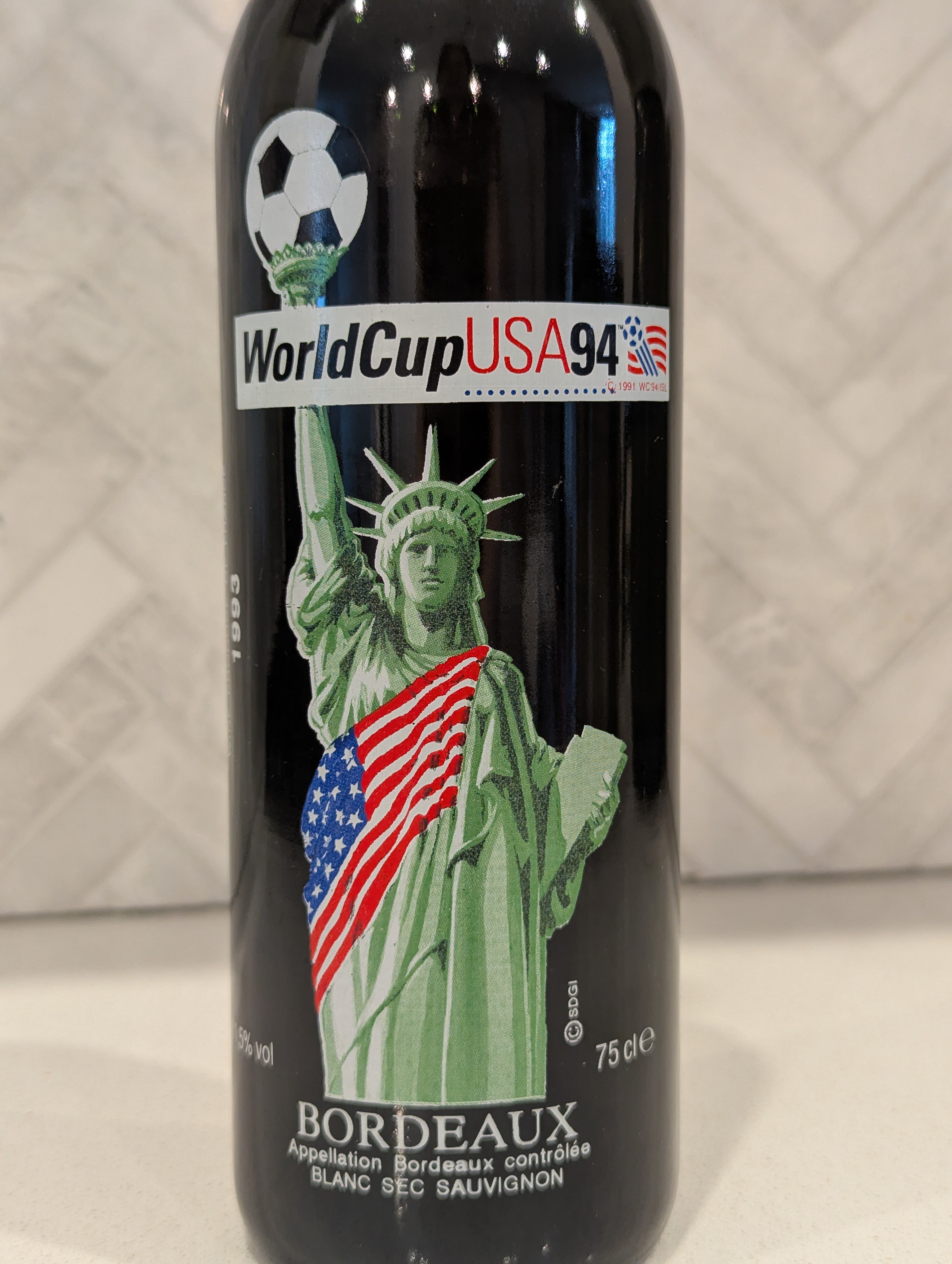 1994 FIFA World Cup USA Liberty Bottle Bordeaux France 1993