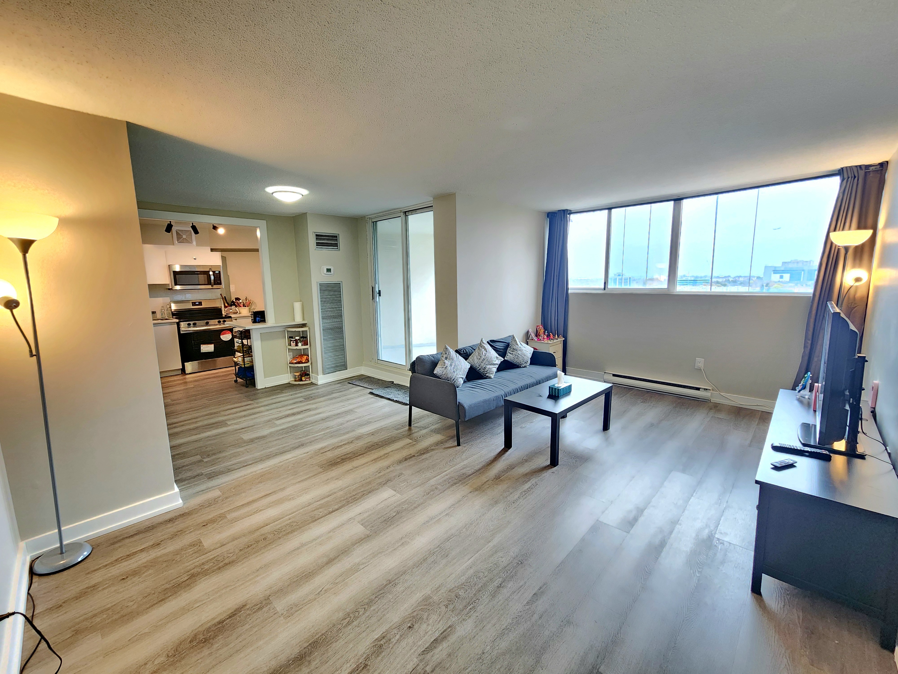 🌟 Premium Furnished Room for Rent (Females Only) in Condo - photo 4