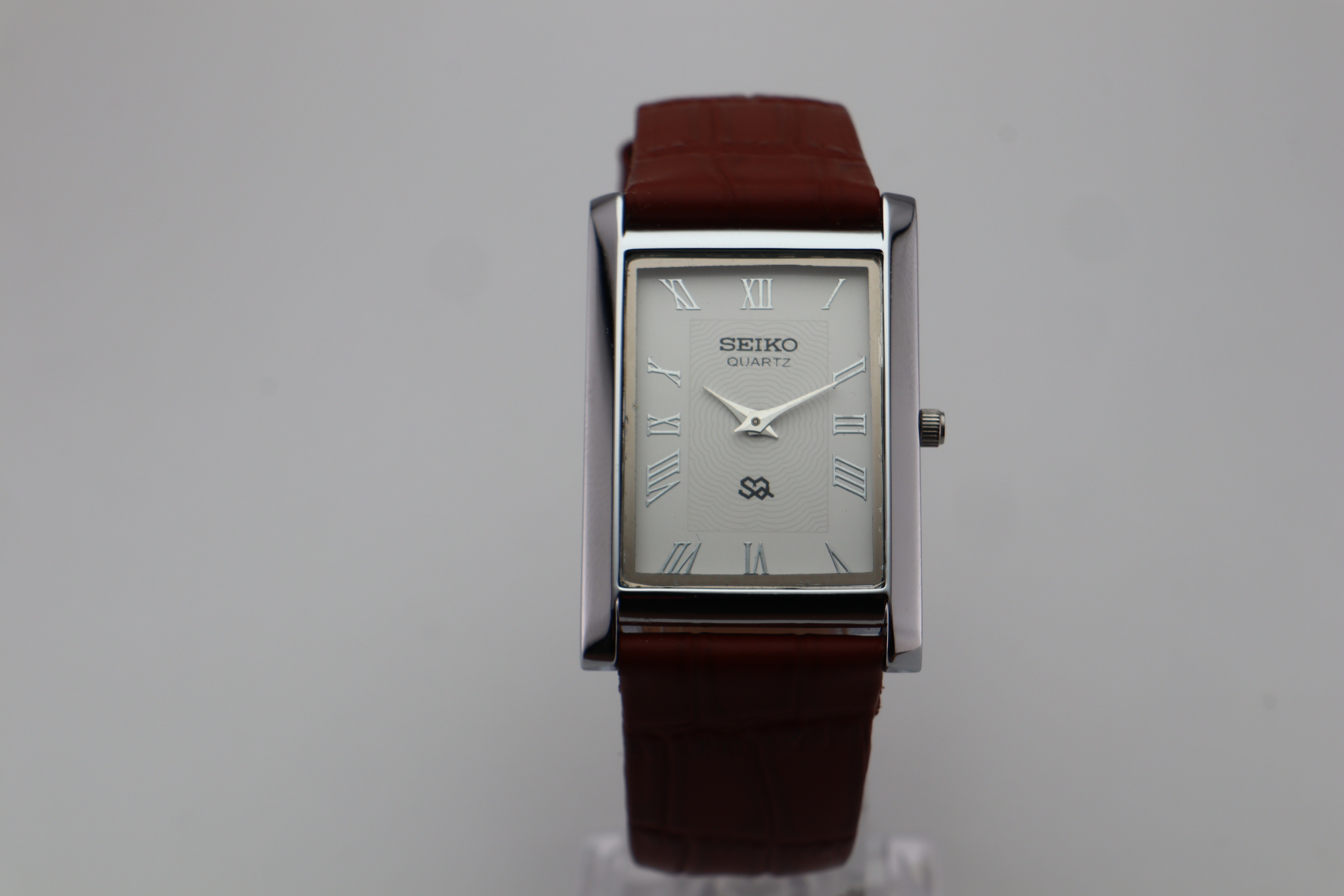 Refurbished Vintage Slim Tank Men’s Watch - photo 2