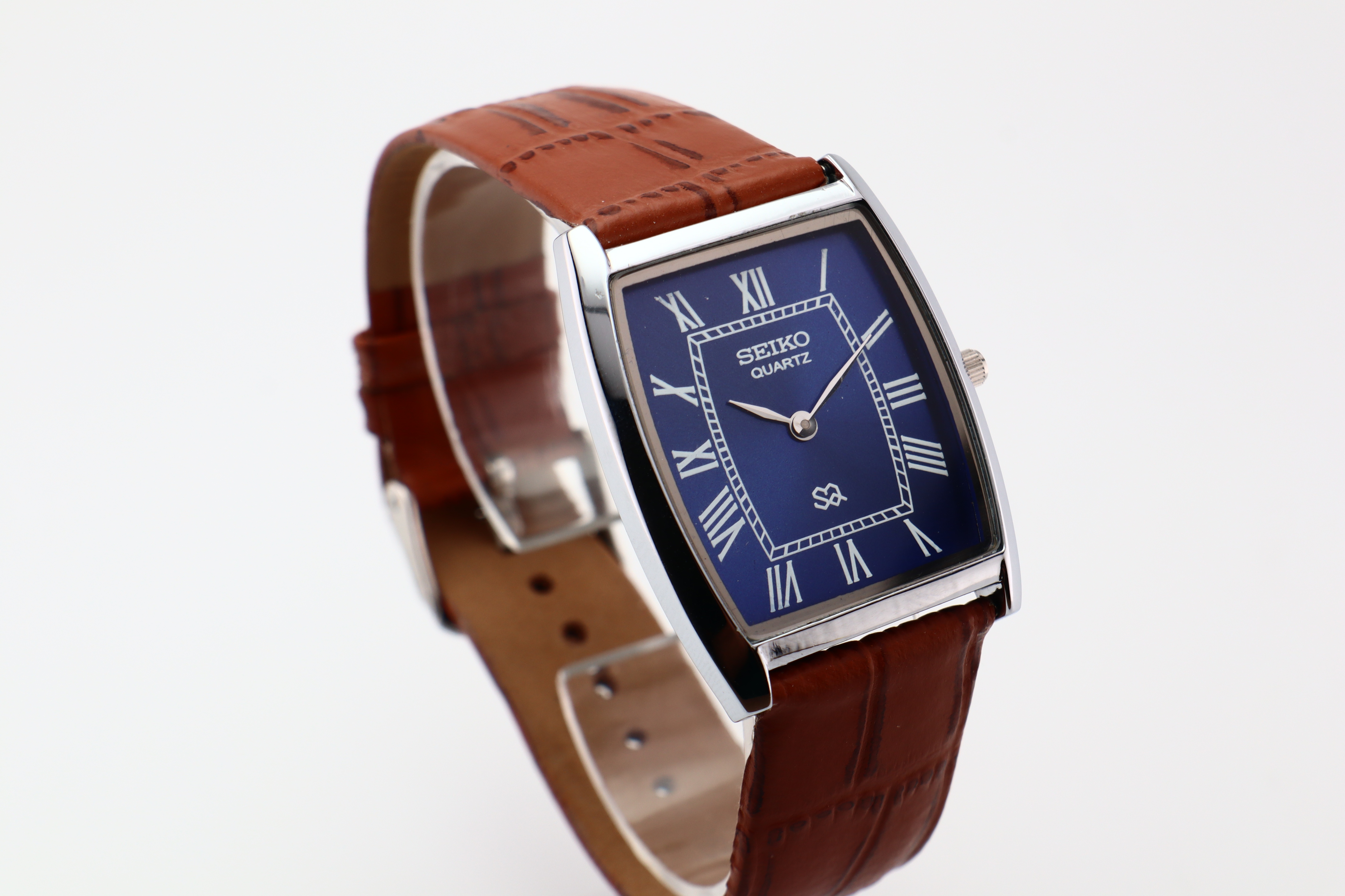 Refurbished Vintage Barrel Tank Men’s Watch