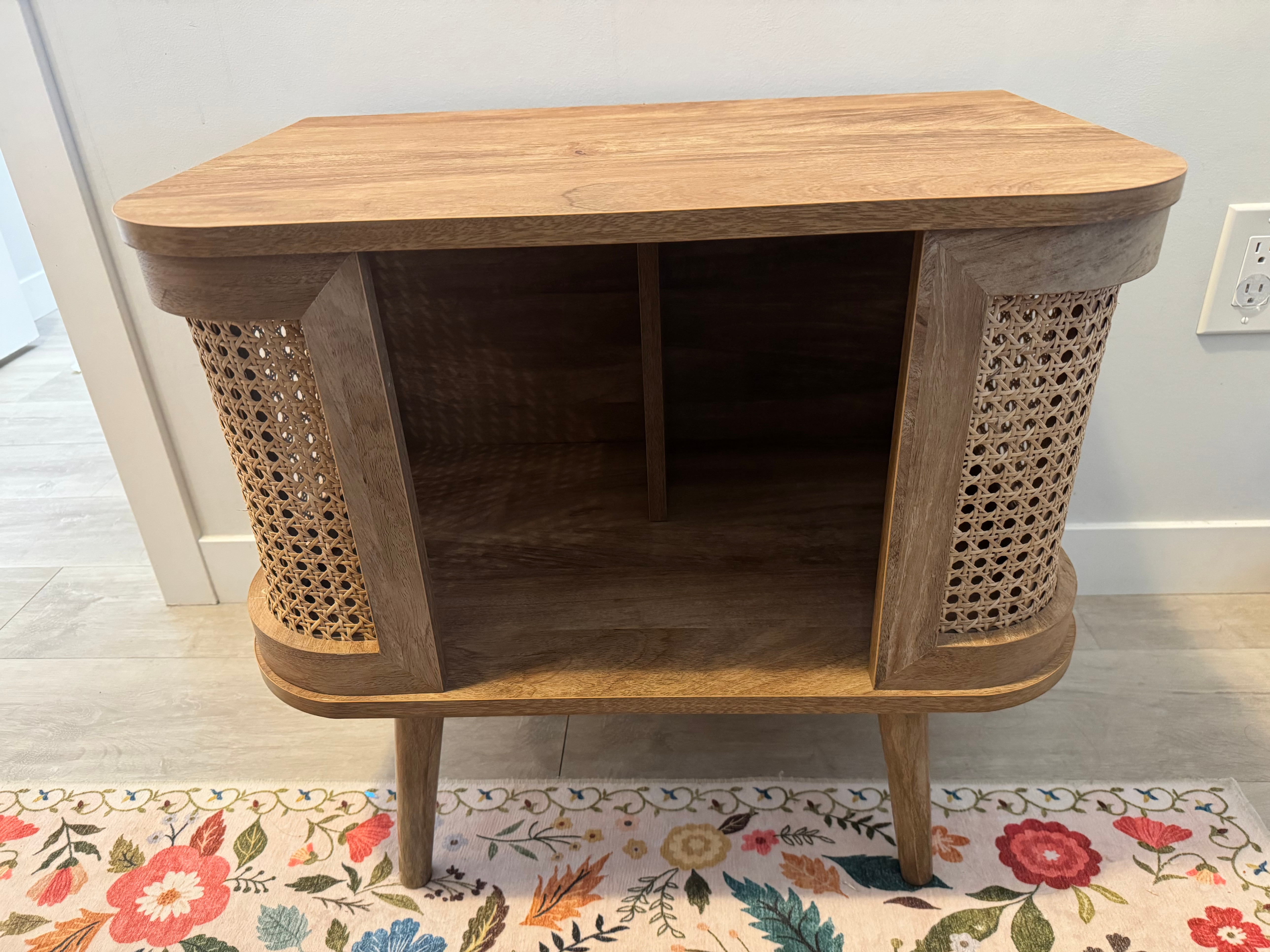 Structube Domingo End Table