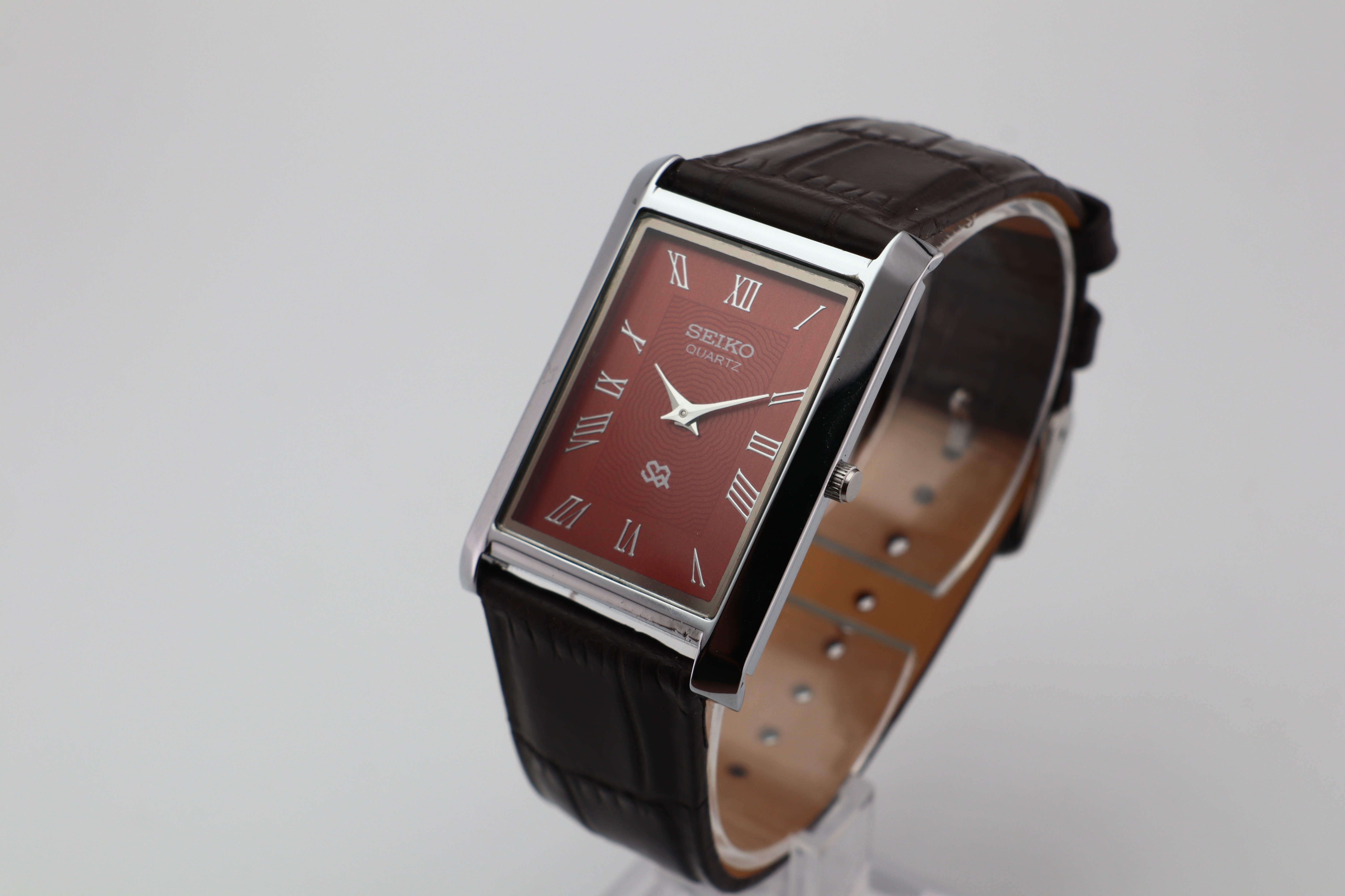 Refurbished Vintage Slim Tank Men’s Watch - photo 3
