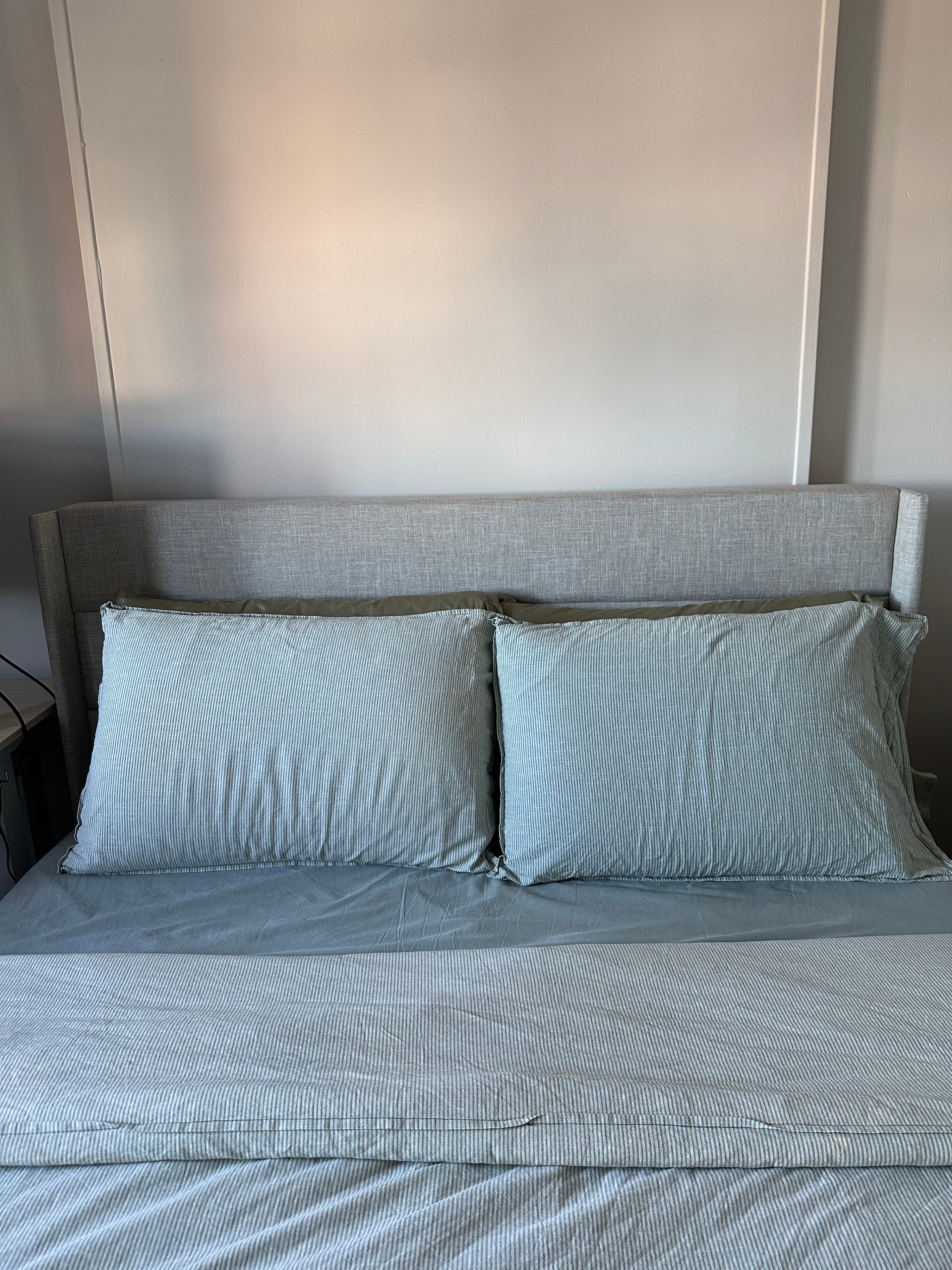 Queen Storage Bed Frame – Wingback Headboard, Hydraulic Lift