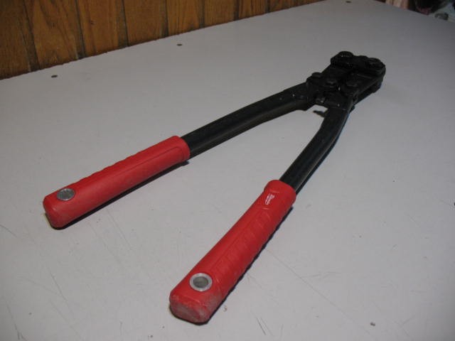 Milwaukee 18 Inch Bolt Cutter, LIKE NEW - photo 2