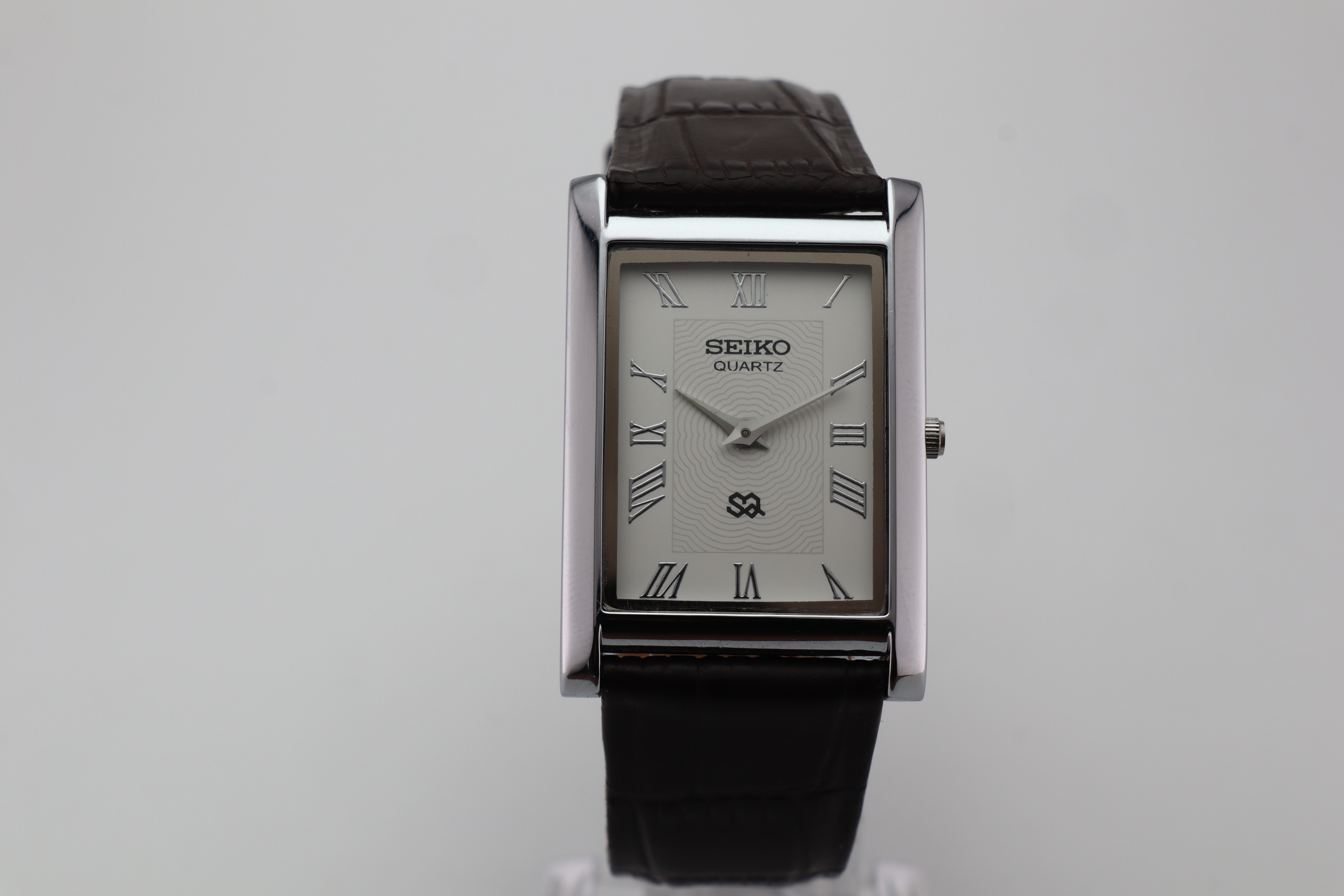 Refurbished Vintage Slim Tank Men’s Watch - photo 2