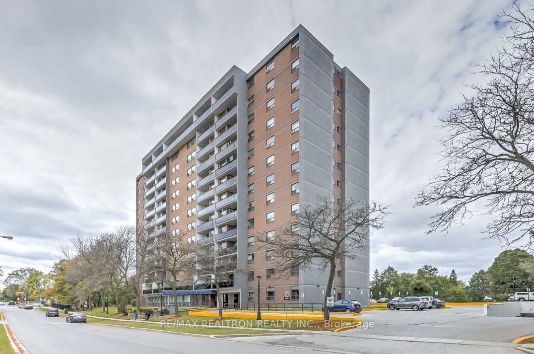 3 Rooms for Rent — Steps to Kennedy Subway | All Utilities, WiFi - photo 2