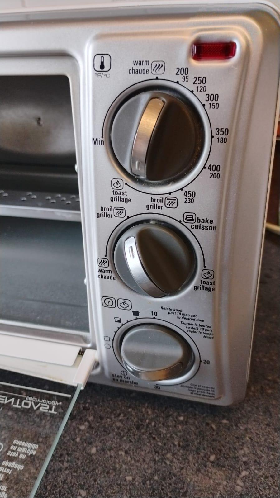 Black & Decker 4-Slice Toaster Oven - photo 4
