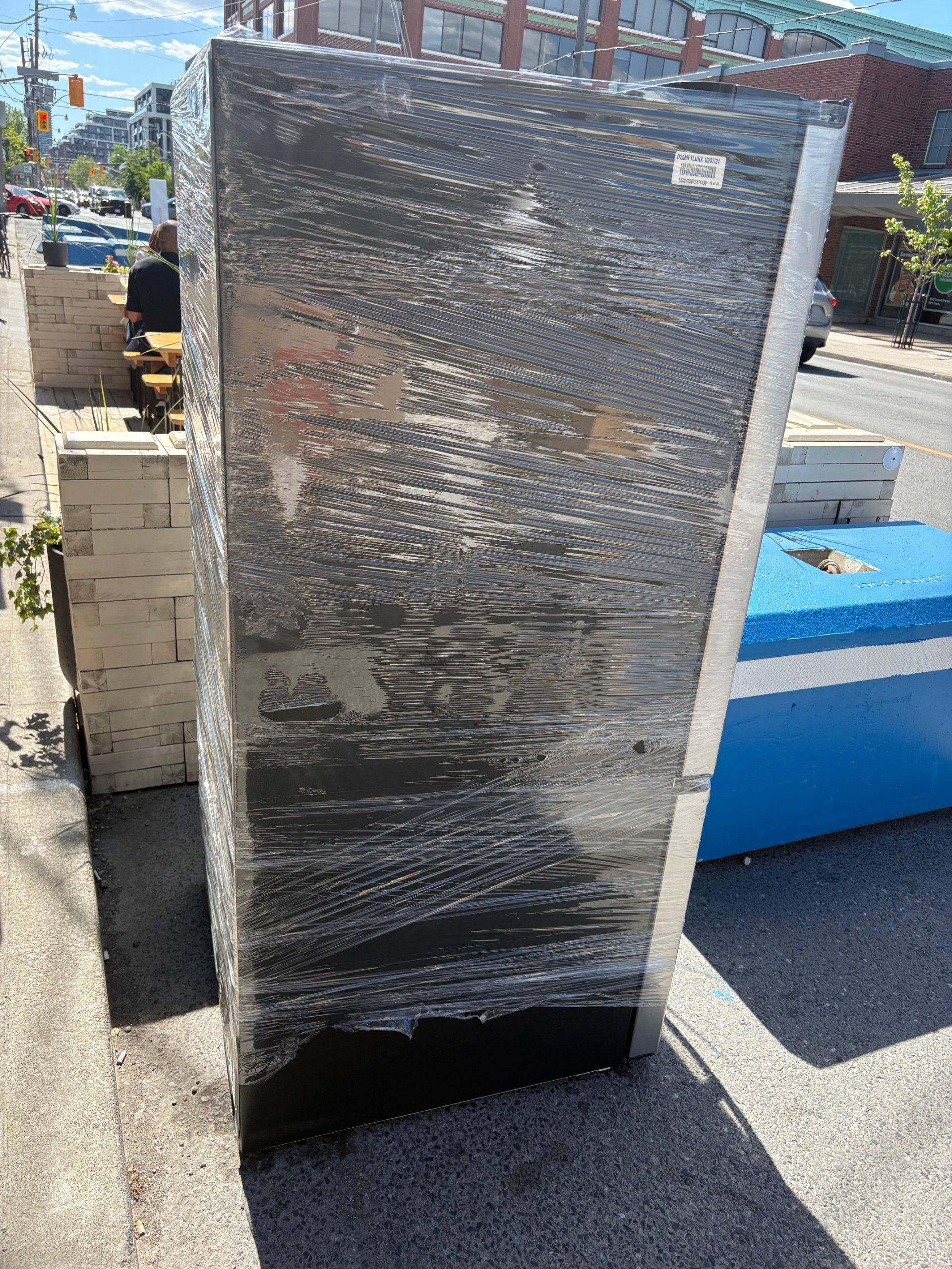 GE Appliances 24.8 Cubic Feet Door Stainless Steel GNE25DYRKFS - photo 4