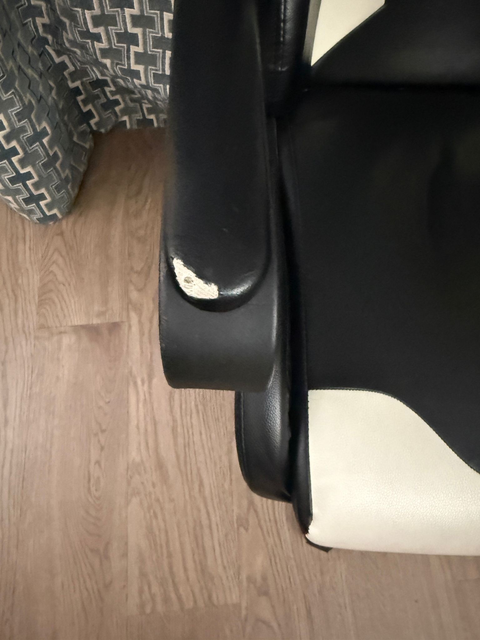 Office Chair/ High-Back White Gaming Chair with Lumbar Support - photo 3
