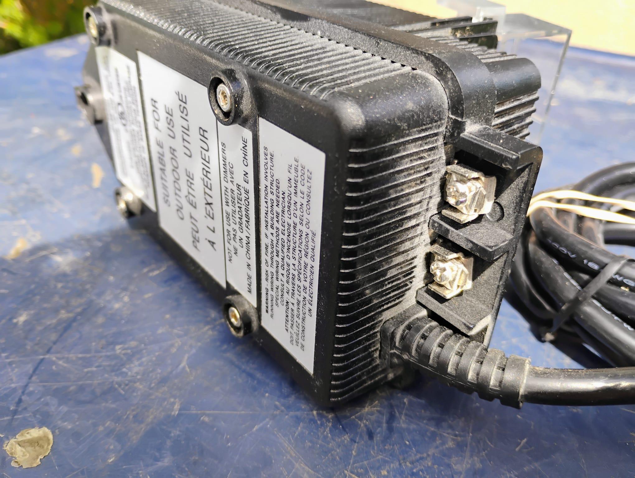 Landscape Lighting Transformer GL22730 New Open Box - photo 2