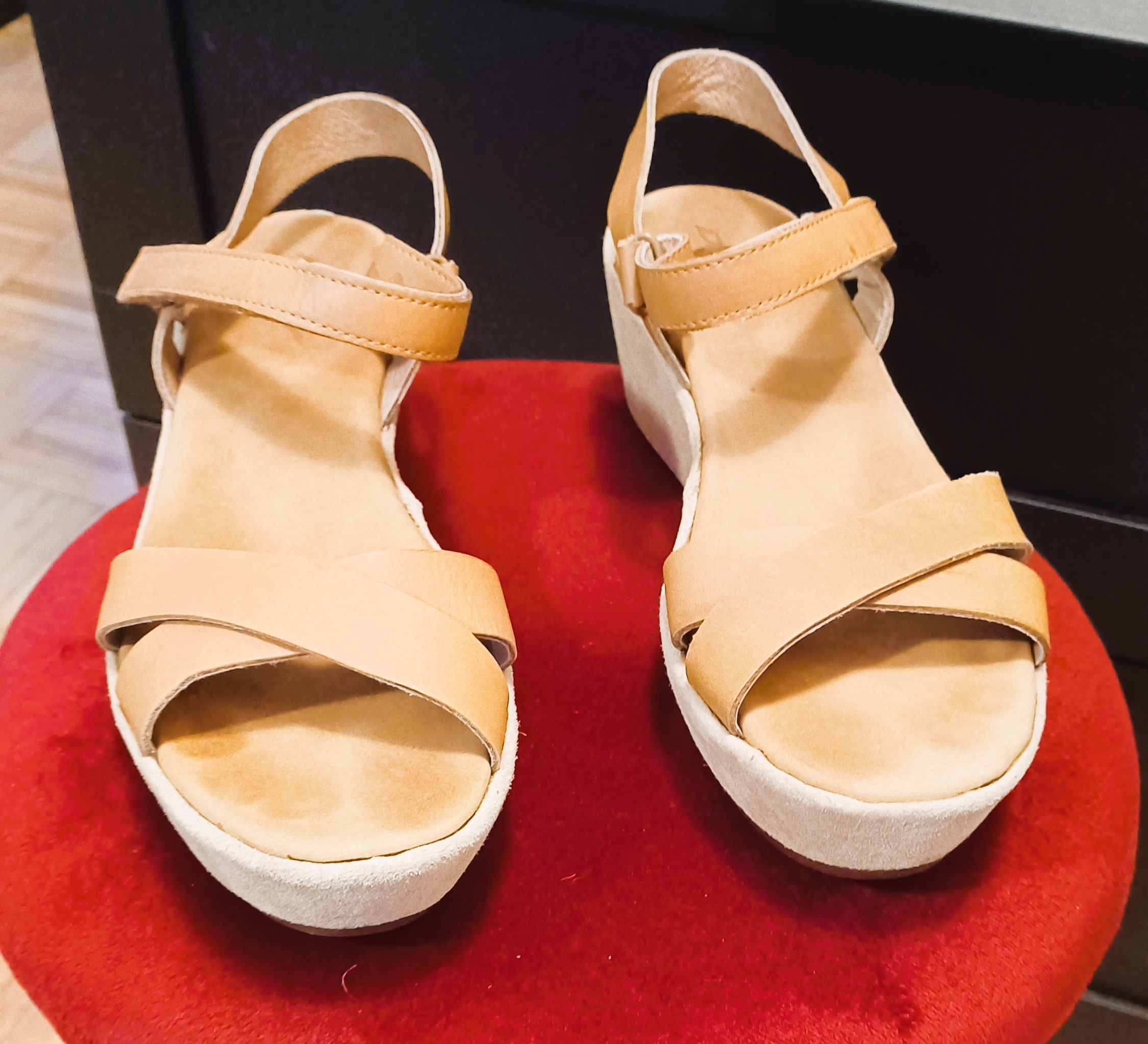 Vintage DKNY Tan Wedge Suede Sandals