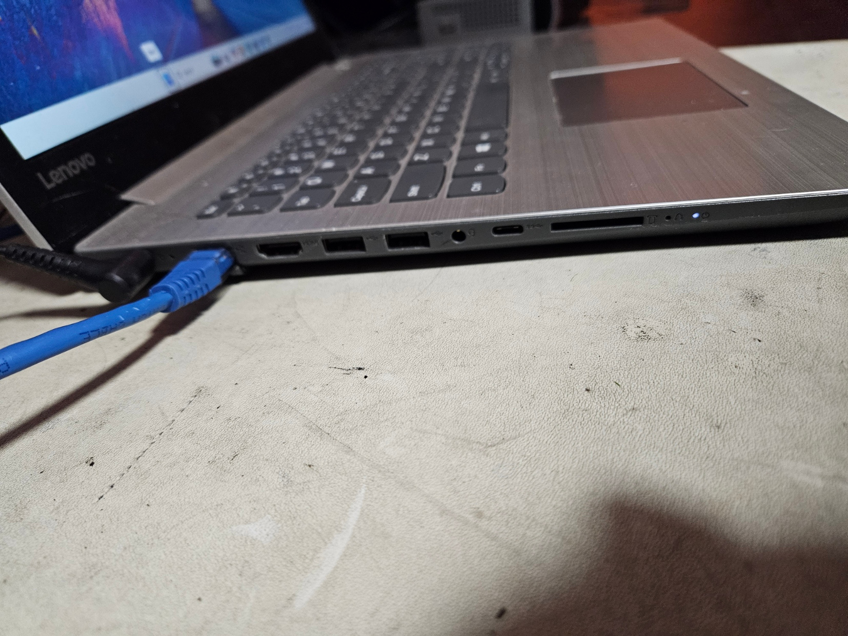 Lenovo IdeaPad 320-15IKB Touch — i5 | 12GB | 500GB SSD | Win11 - photo 5