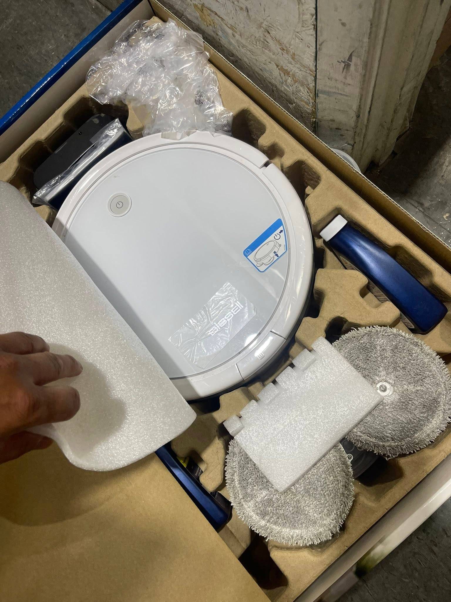 Bissell - Robot Vacuum - Spinwave® - 2-in-1 Wet Mop Dry - WiFi - photo 3