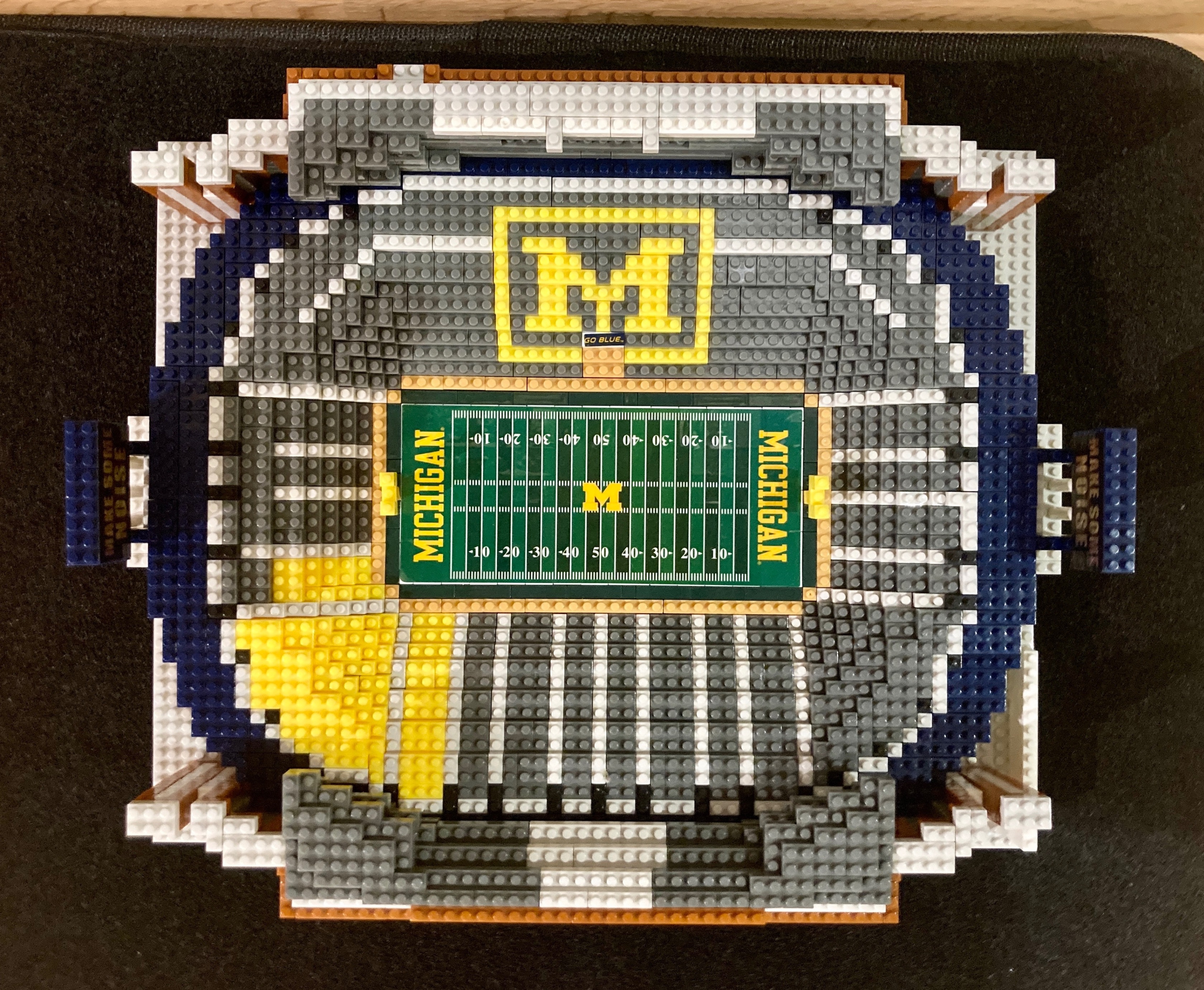 FOCO Michigan Wolverines BRXLZ Stadium Big House Building Blocks - photo 2