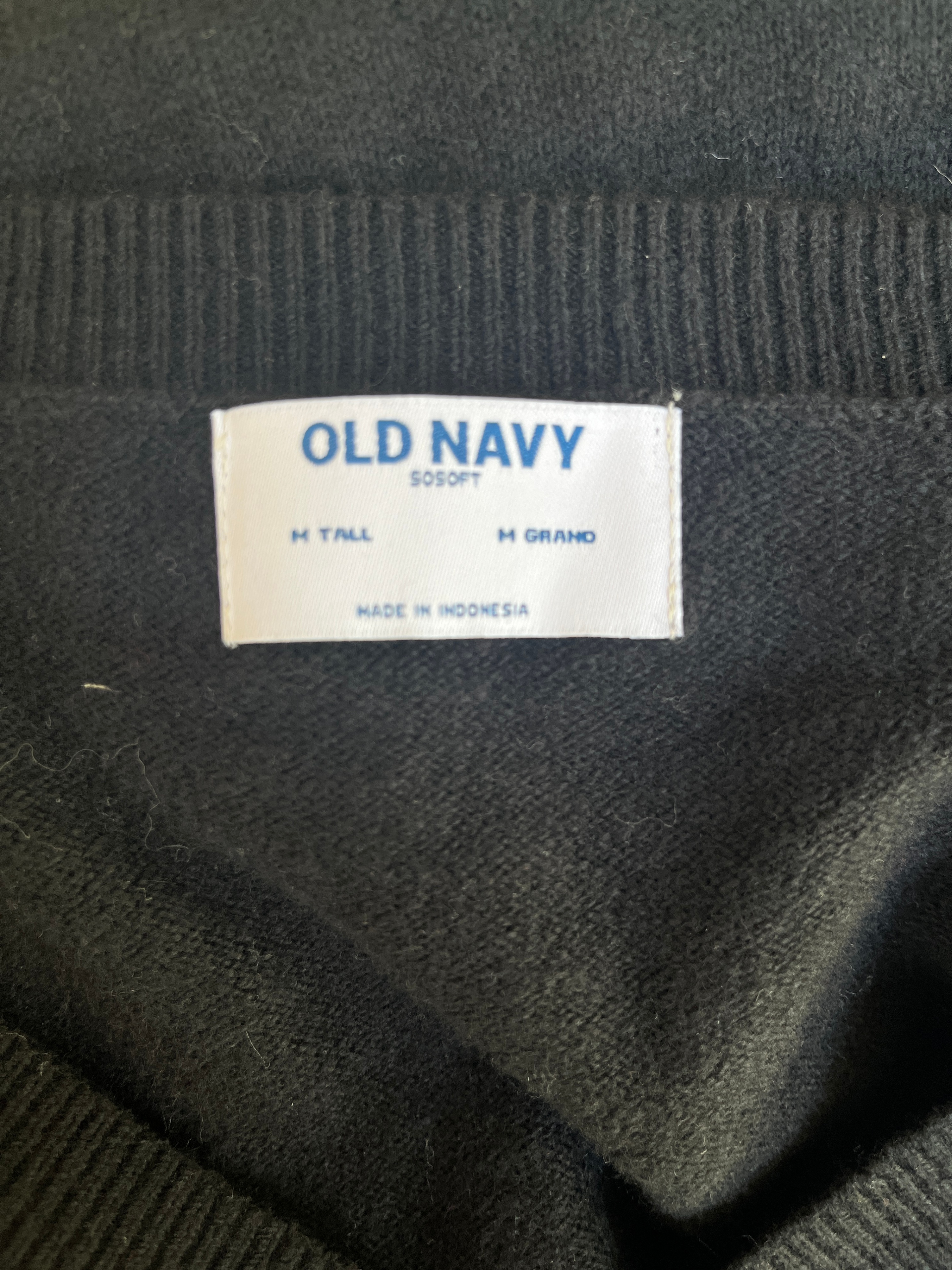 Old Navy SO SOFT Black V-Neck Sweater - photo 3