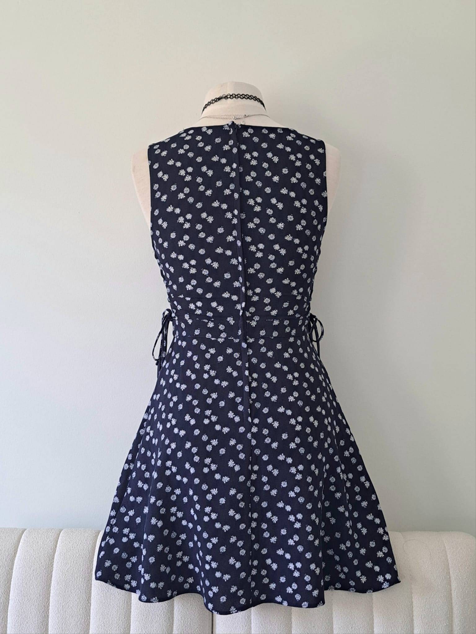 ⁕ Navy Floral Side Tie Dress - photo 2