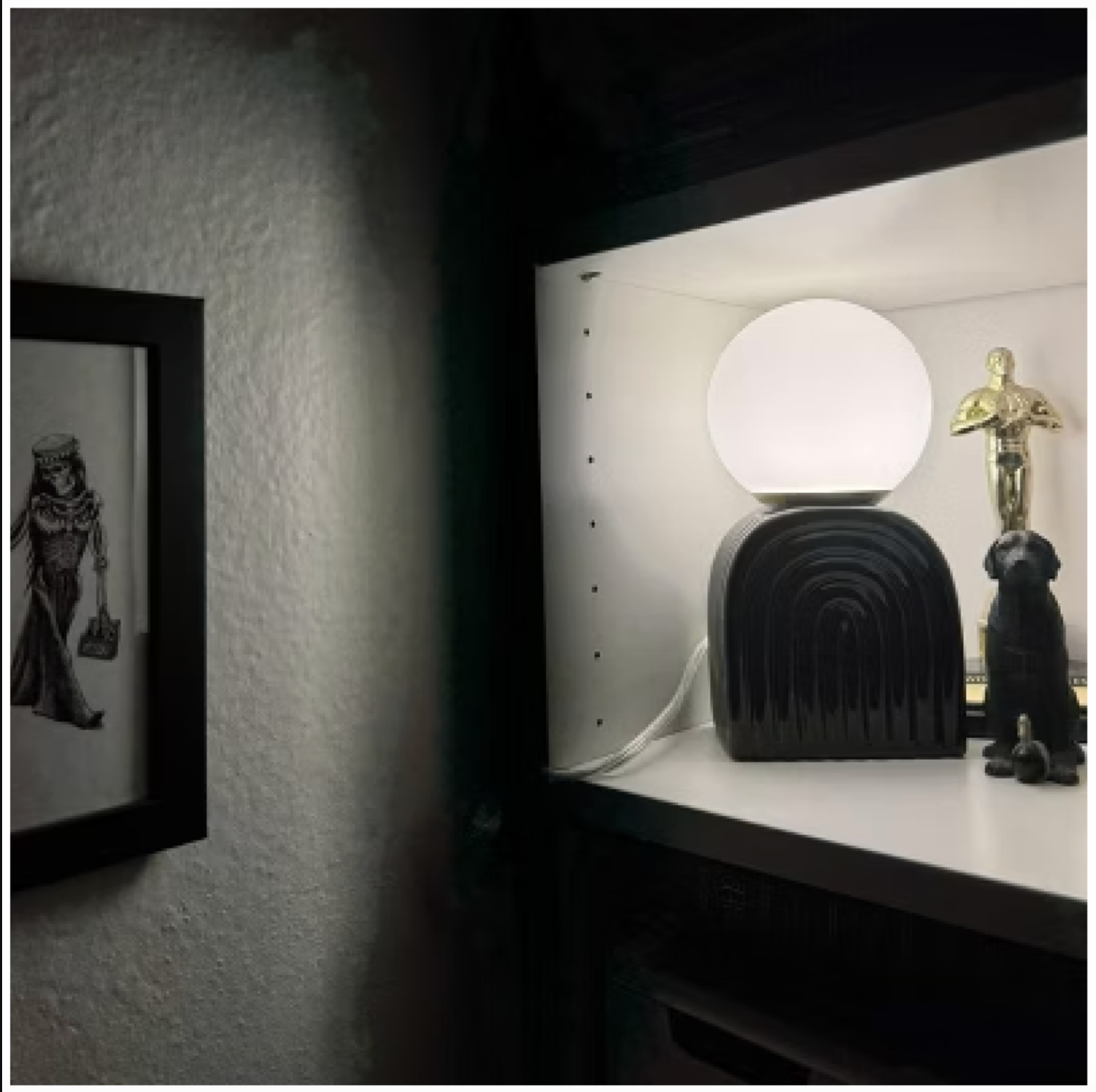 ✨ Two Glam Orb Glass Shade in Black with Ceramic Base Table Lamp - photo 3