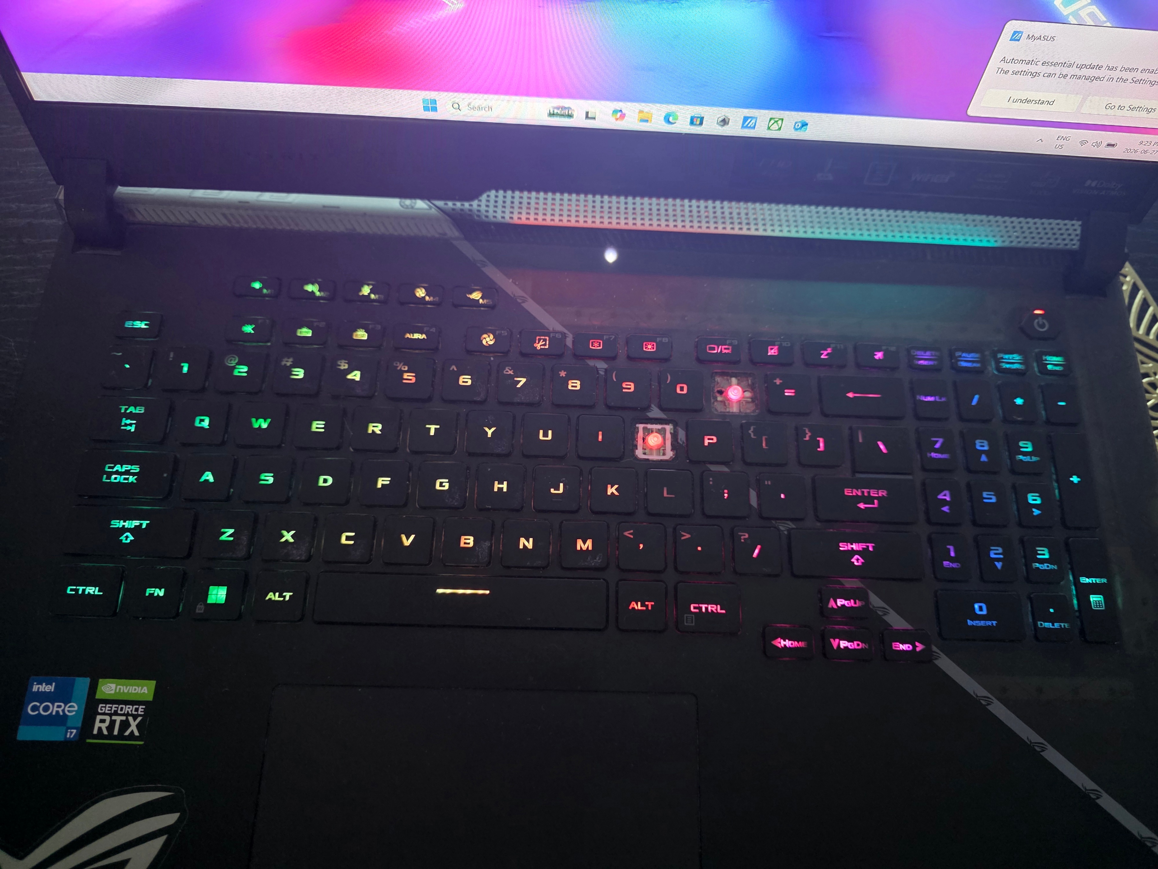 Asus ROG Strix G733ZM - photo 2