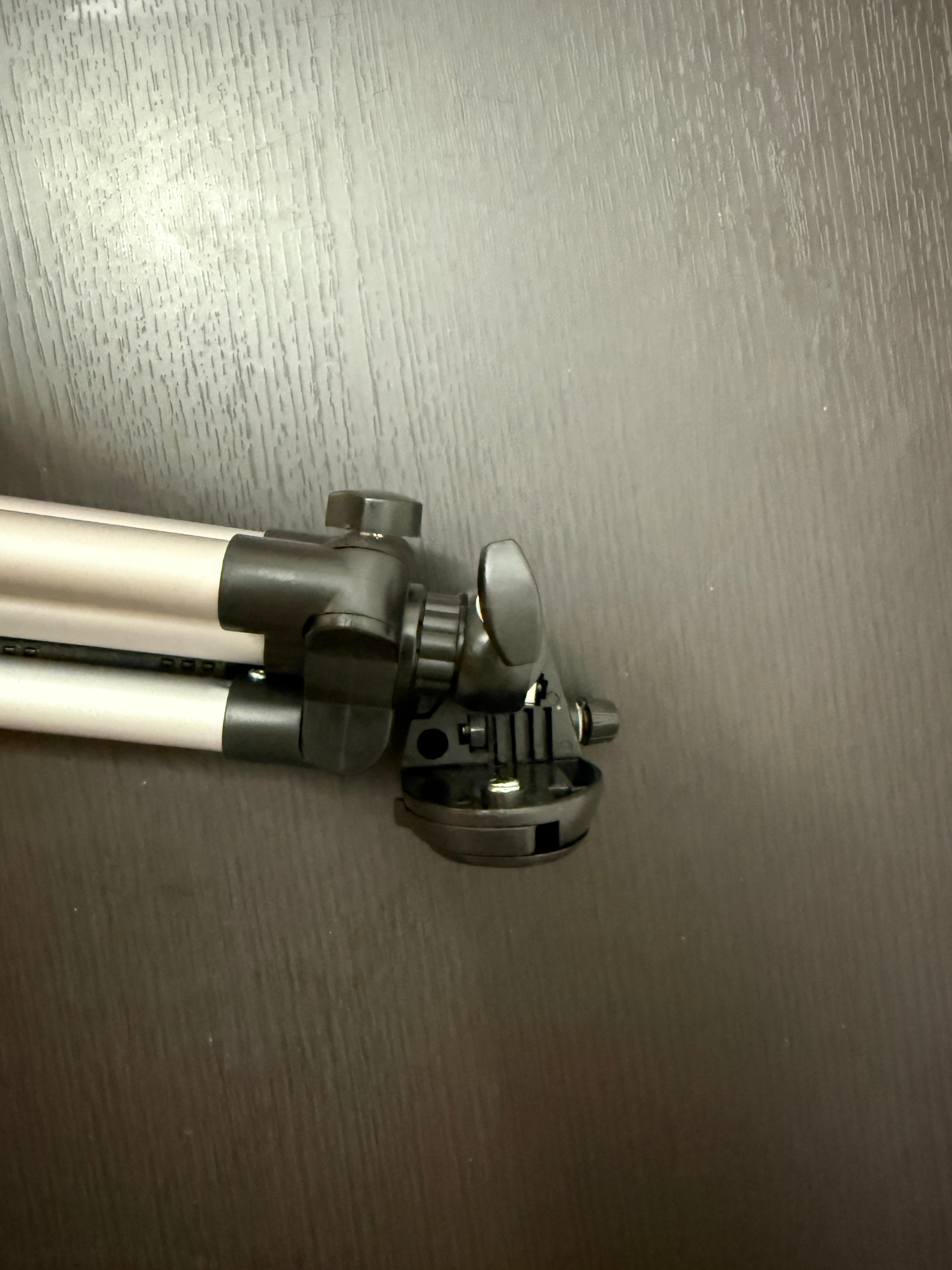 Portable Mini Tripod for Cameras - photo 3