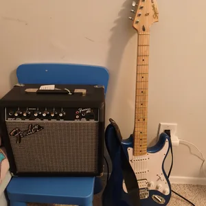 Fender Stratocaster Guitar and Amp kit