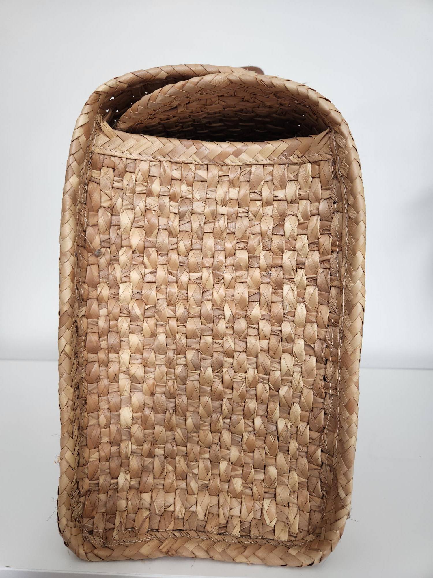 Vintage Hand Woven Straw Beach Tote / Market Bag / MCM Purse - photo 4
