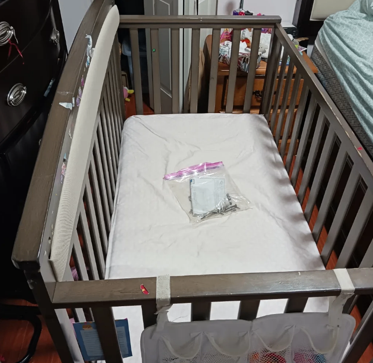 Graco Finley Convertible Crib - Excellent Condition + Manual - photo 2