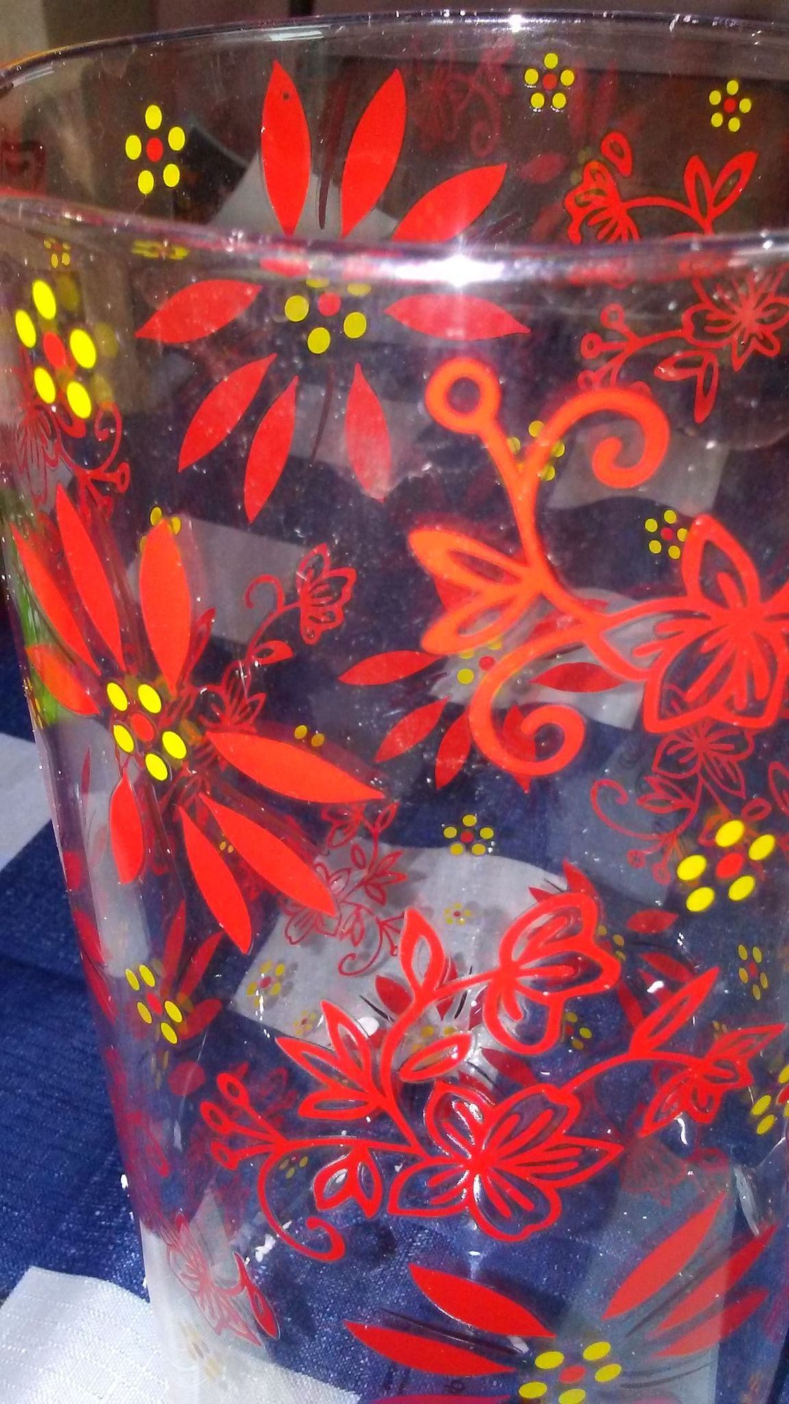 Temp-tations Glass Pitcher (New) - photo 2