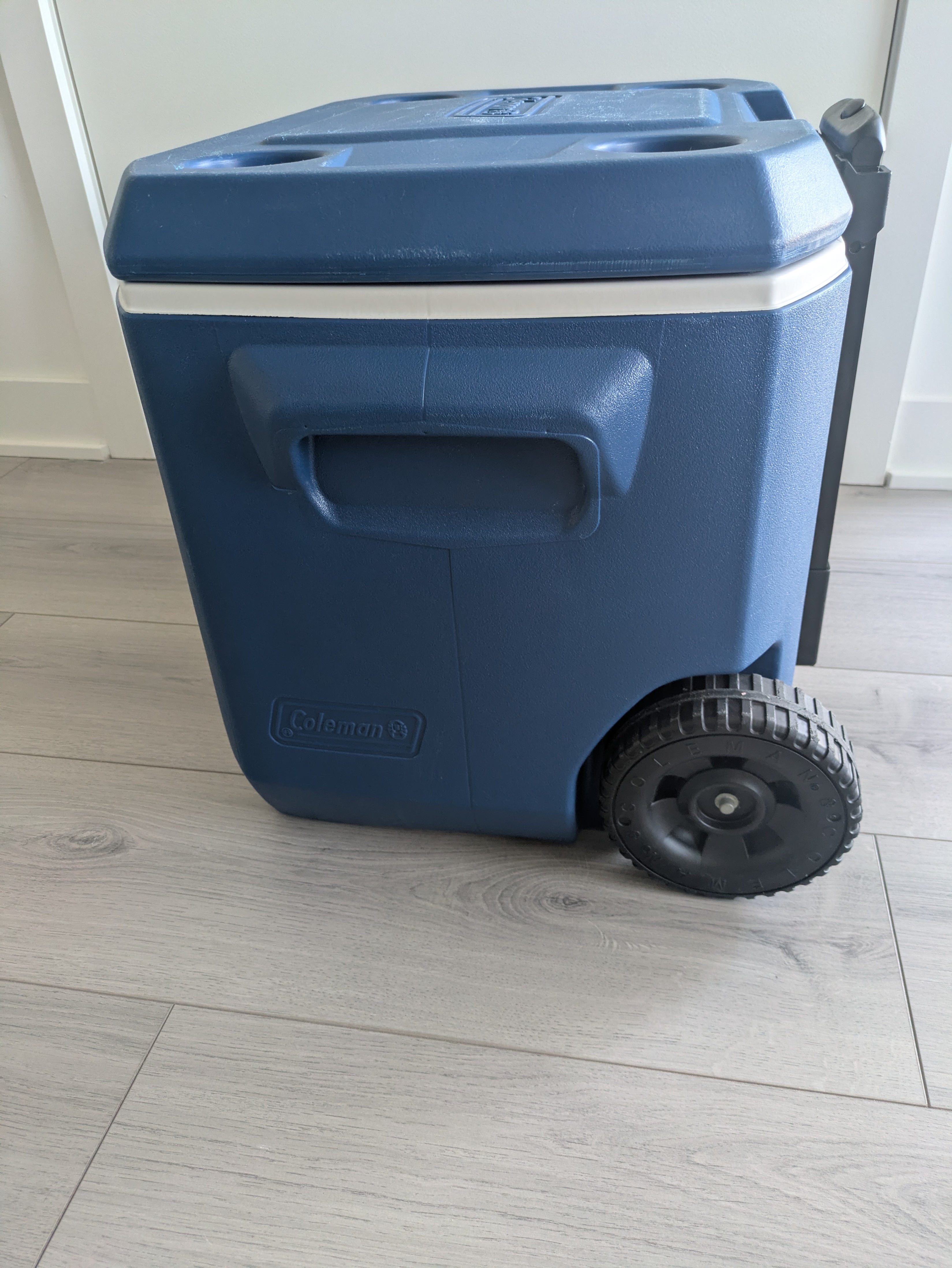 Coleman 50-Quart Xtreme Wheeled Cooler - 47.3L / 84 Cans - photo 4