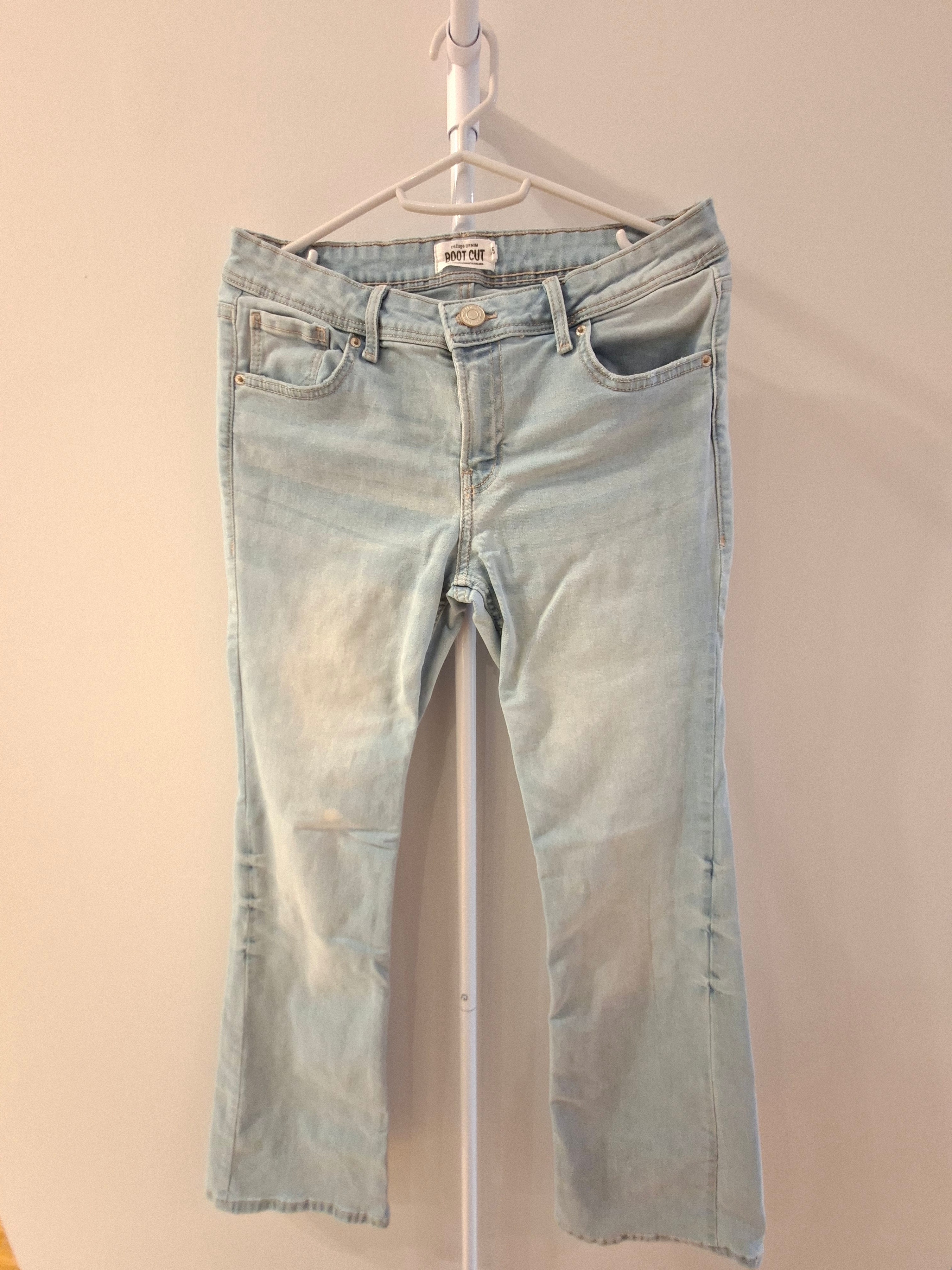 Boot Cut Jeans - Light Wash