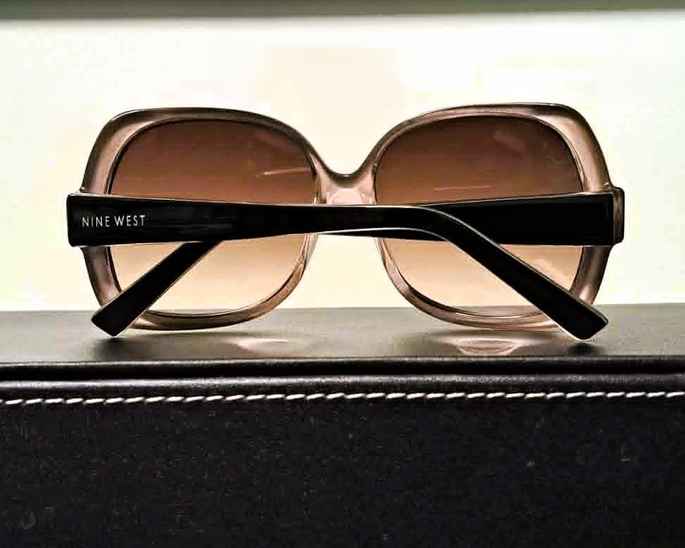 Authentic Nine West Women's Oversized Square Sunglasses - photo 2
