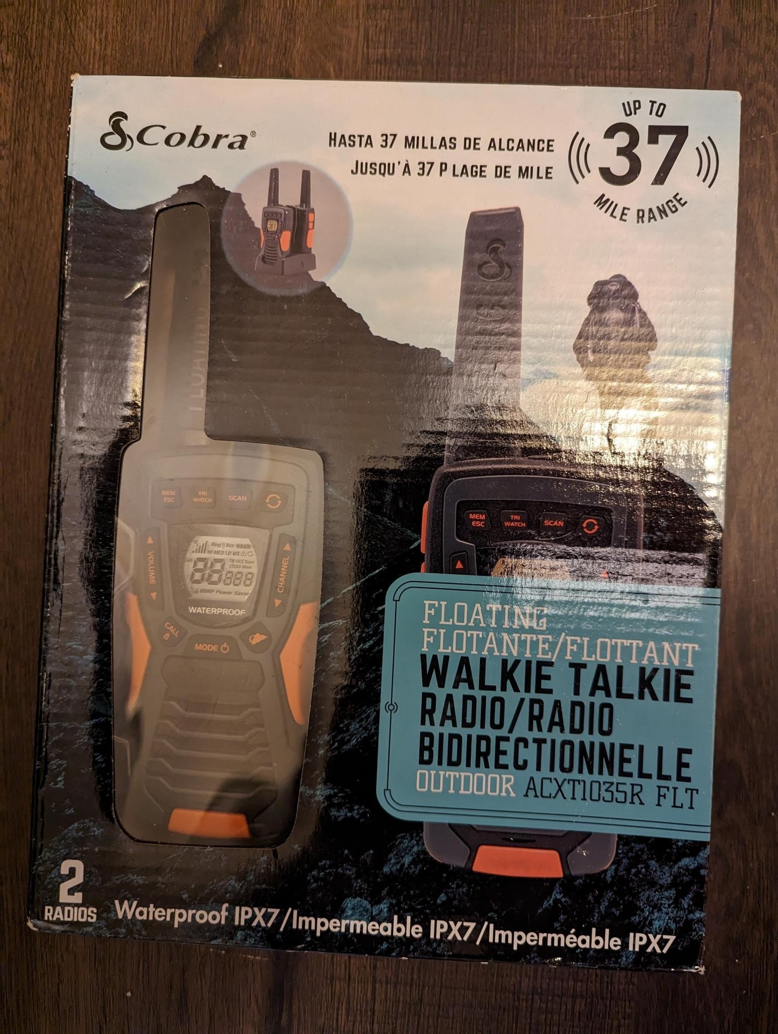 Cobra ACXT1035R FLT Walkie Talkies (2-Pack)