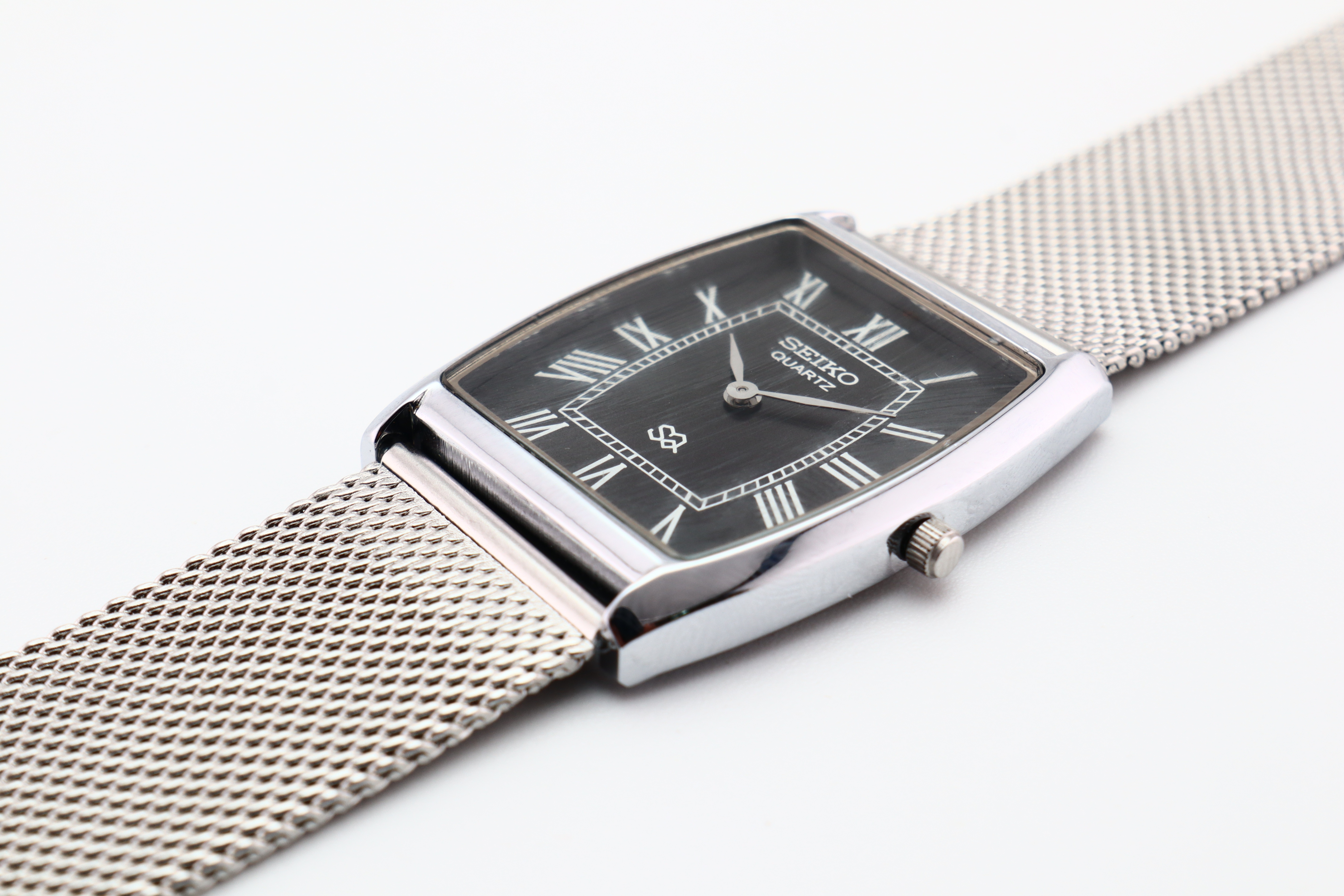 Refurbished Vintage Barrel Tank Men’s Watch - photo 5