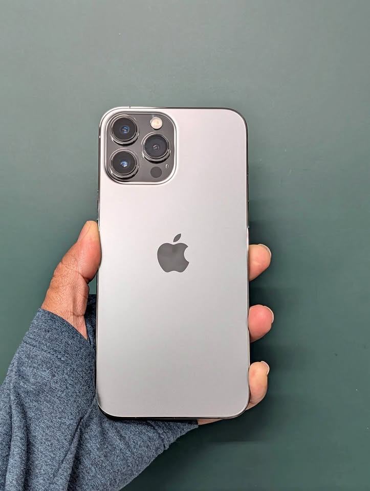 iPhone 13 Pro Max Unlocked on Sale