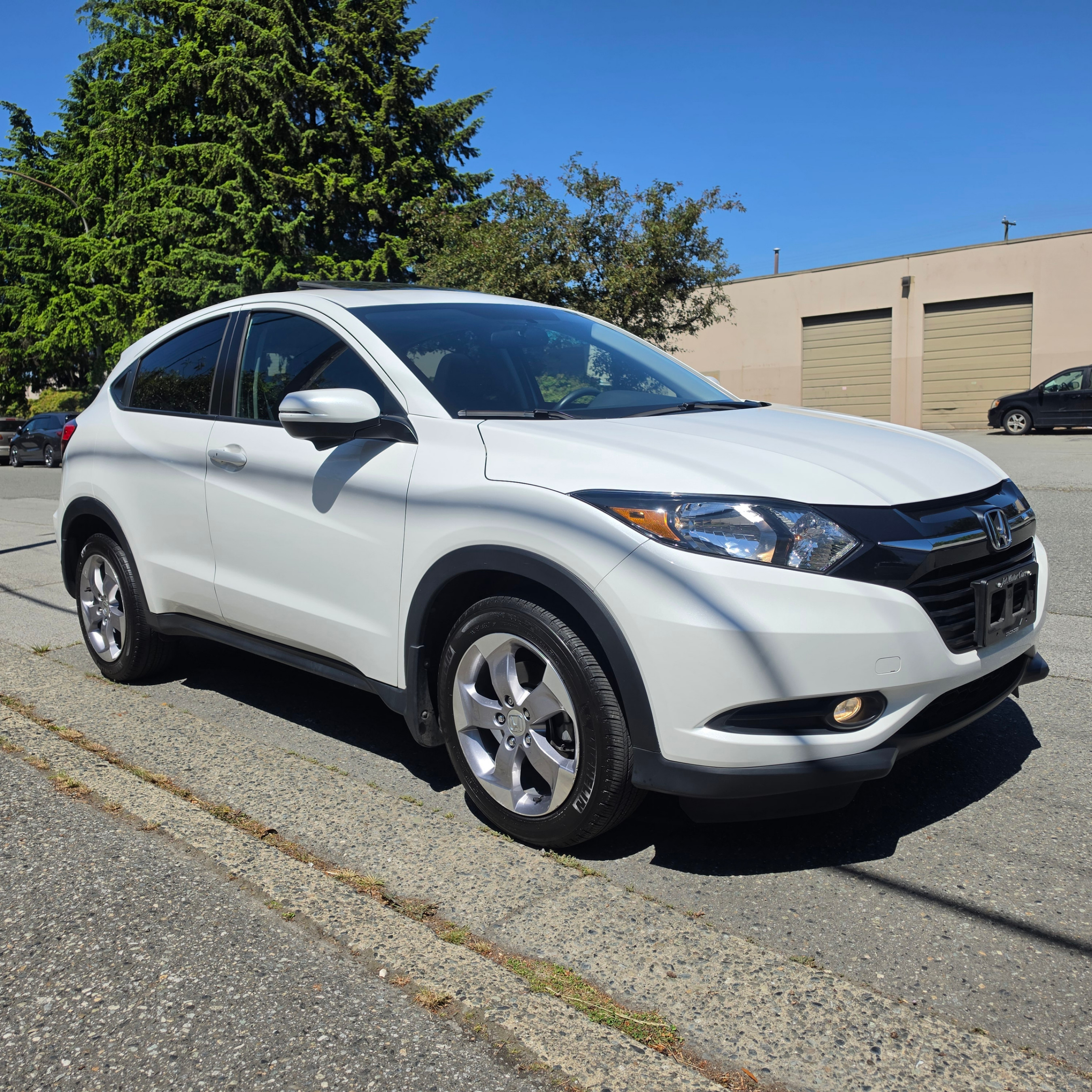 2018 Honda HRV/HR-V EX AWD Local BC Car No Accident 74,000 KM - photo 3