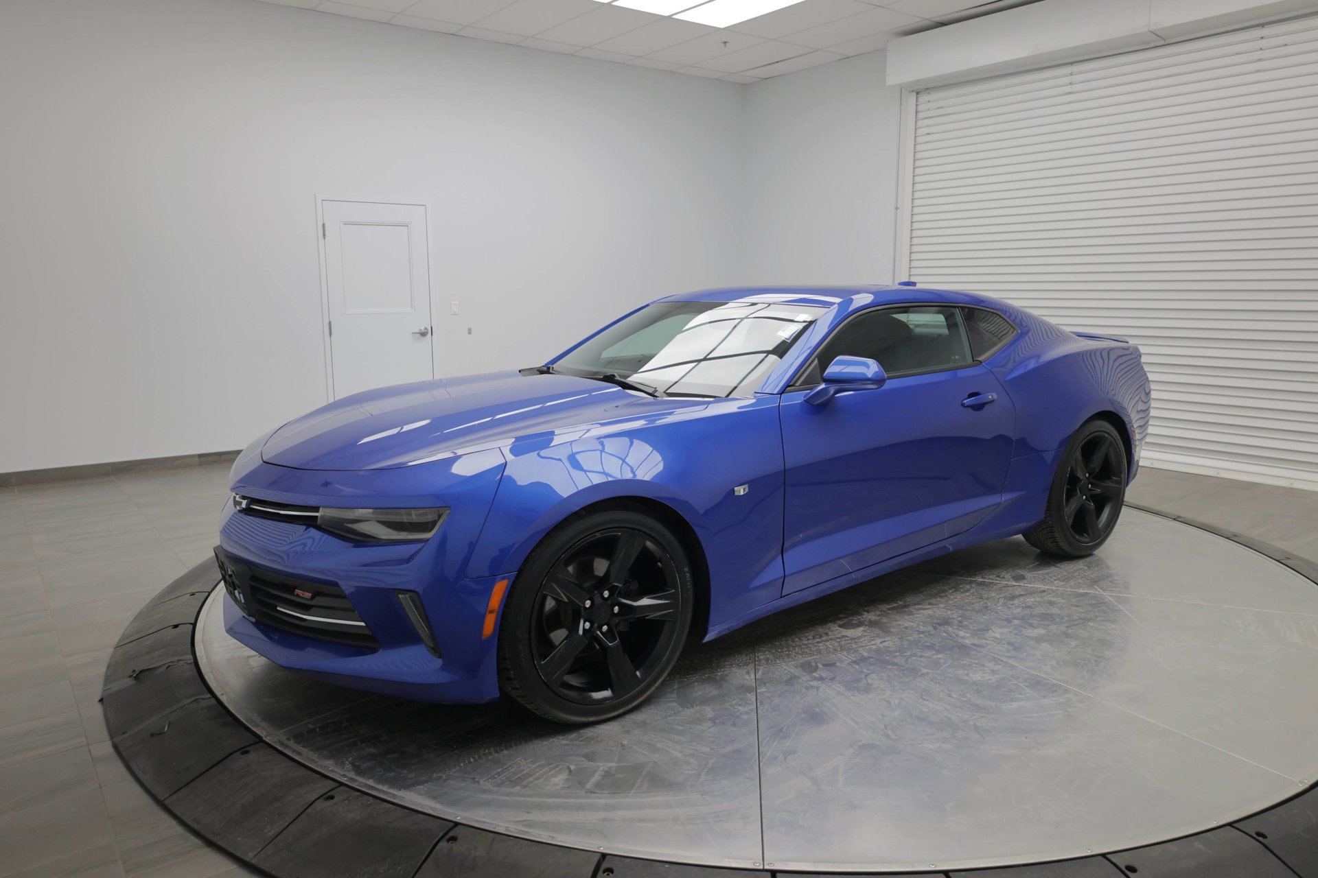 2018 Chevrolet Camaro - photo 3
