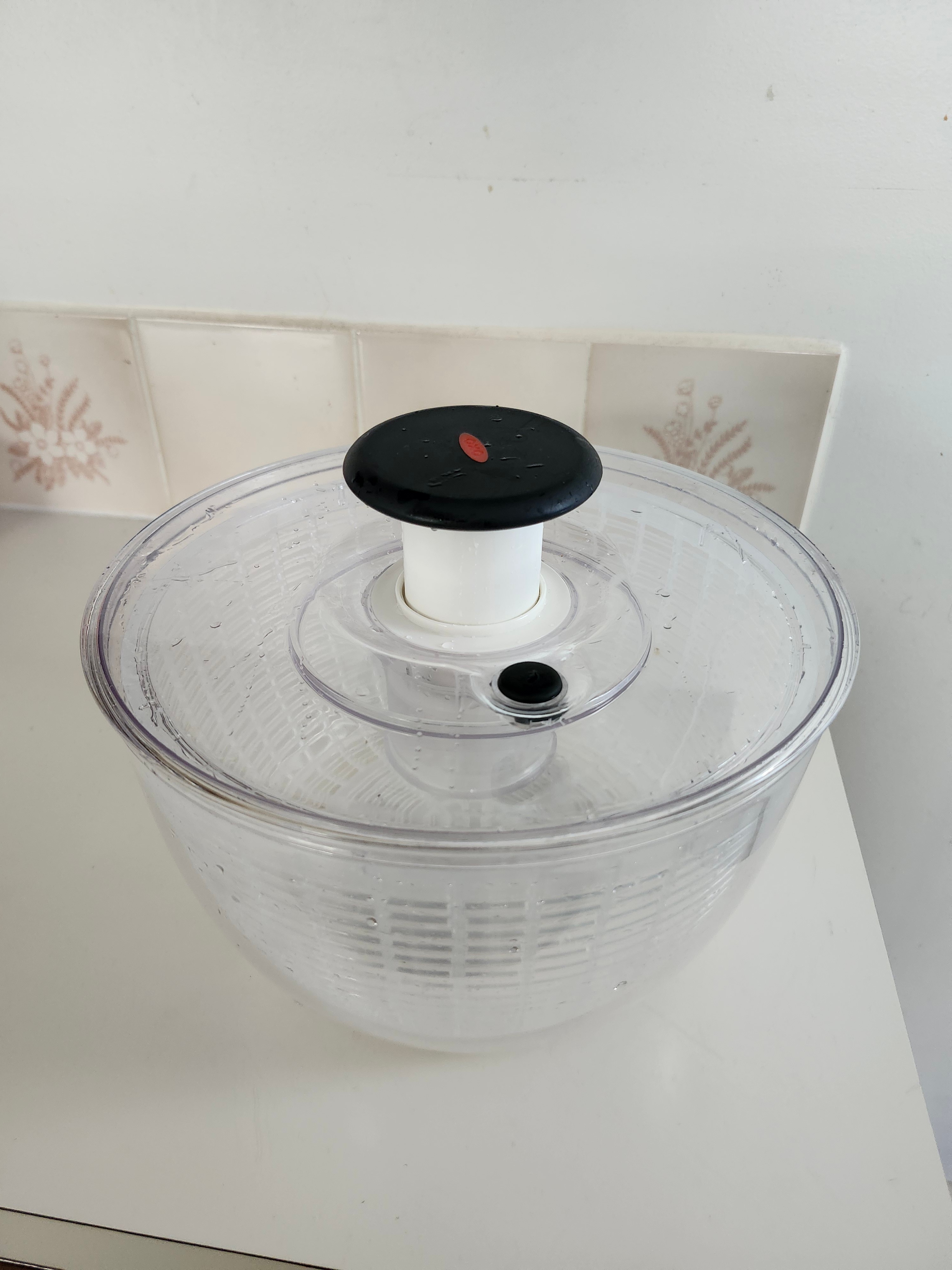 Clear Salad Spinner – OXO Style - photo 2
