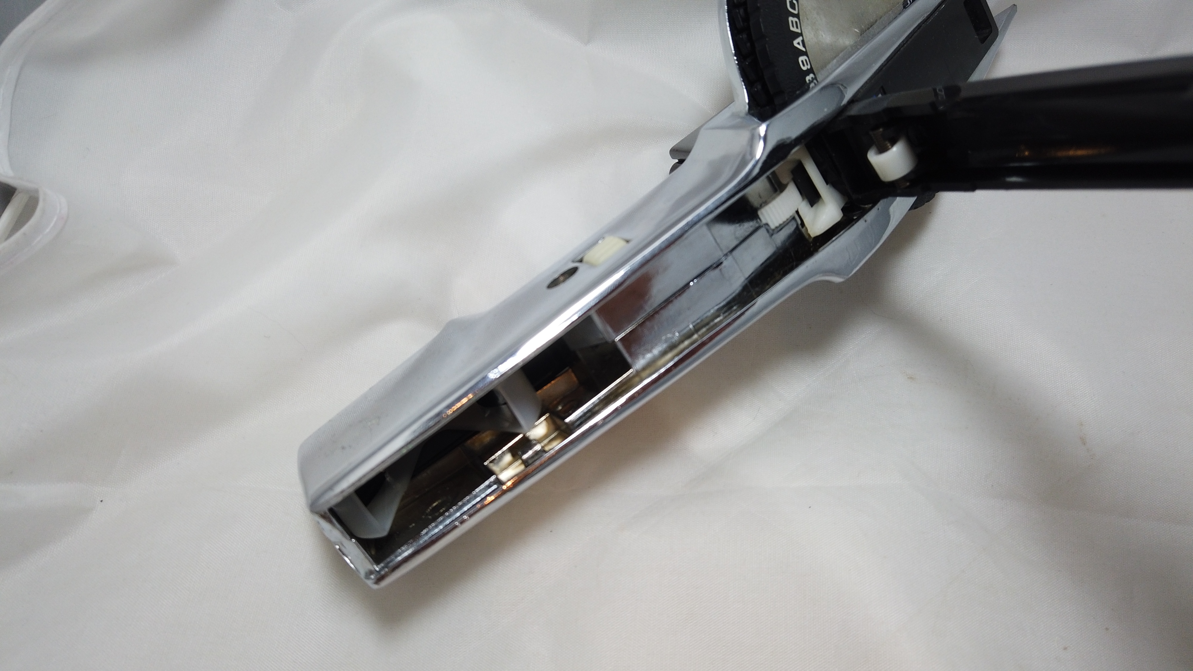 Vintage DYMO 1550 Chrome Embossing Label Maker Metal Hand Labele - photo 4
