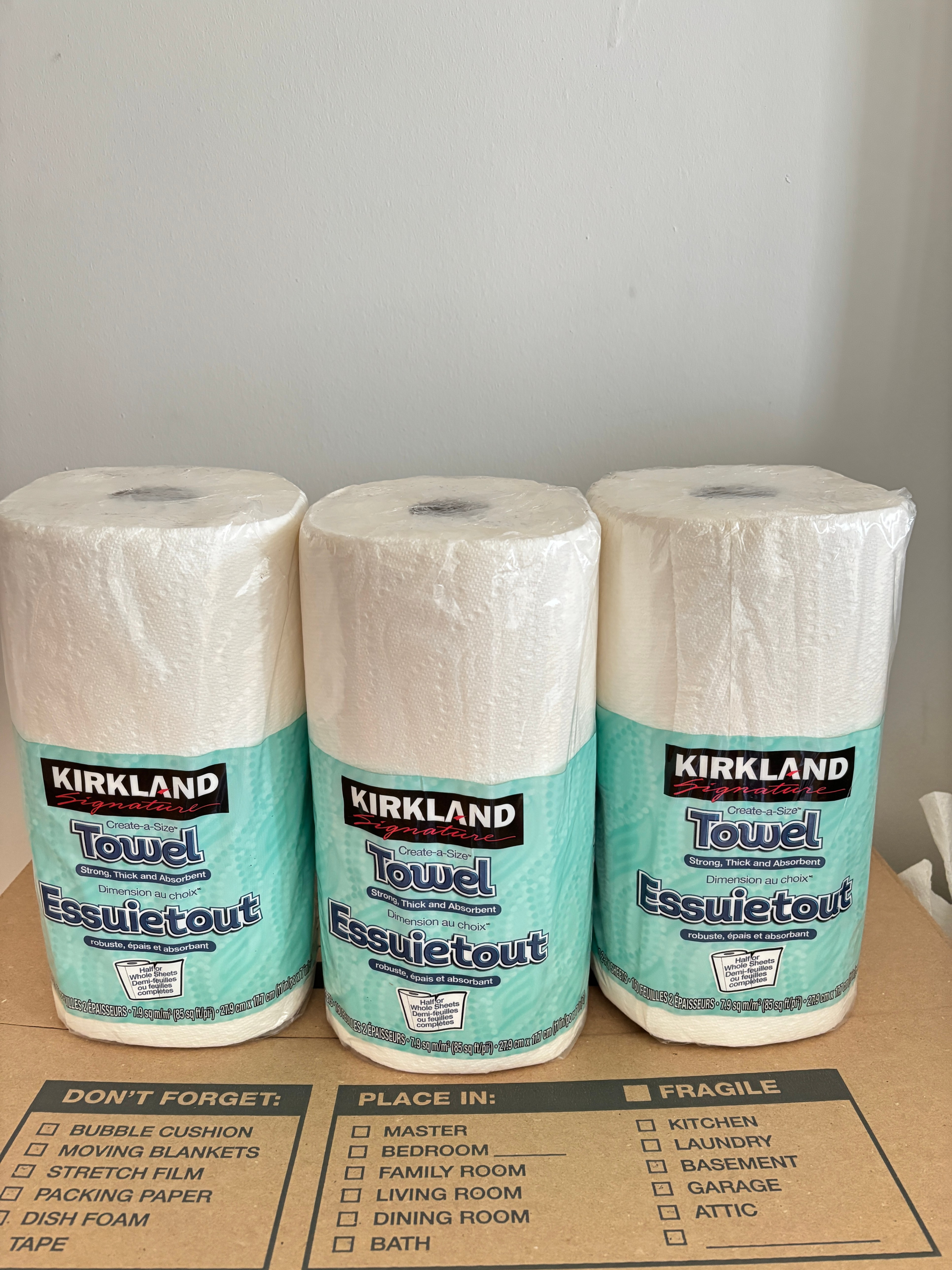 Kirkland Tissue and towel - photo 2
