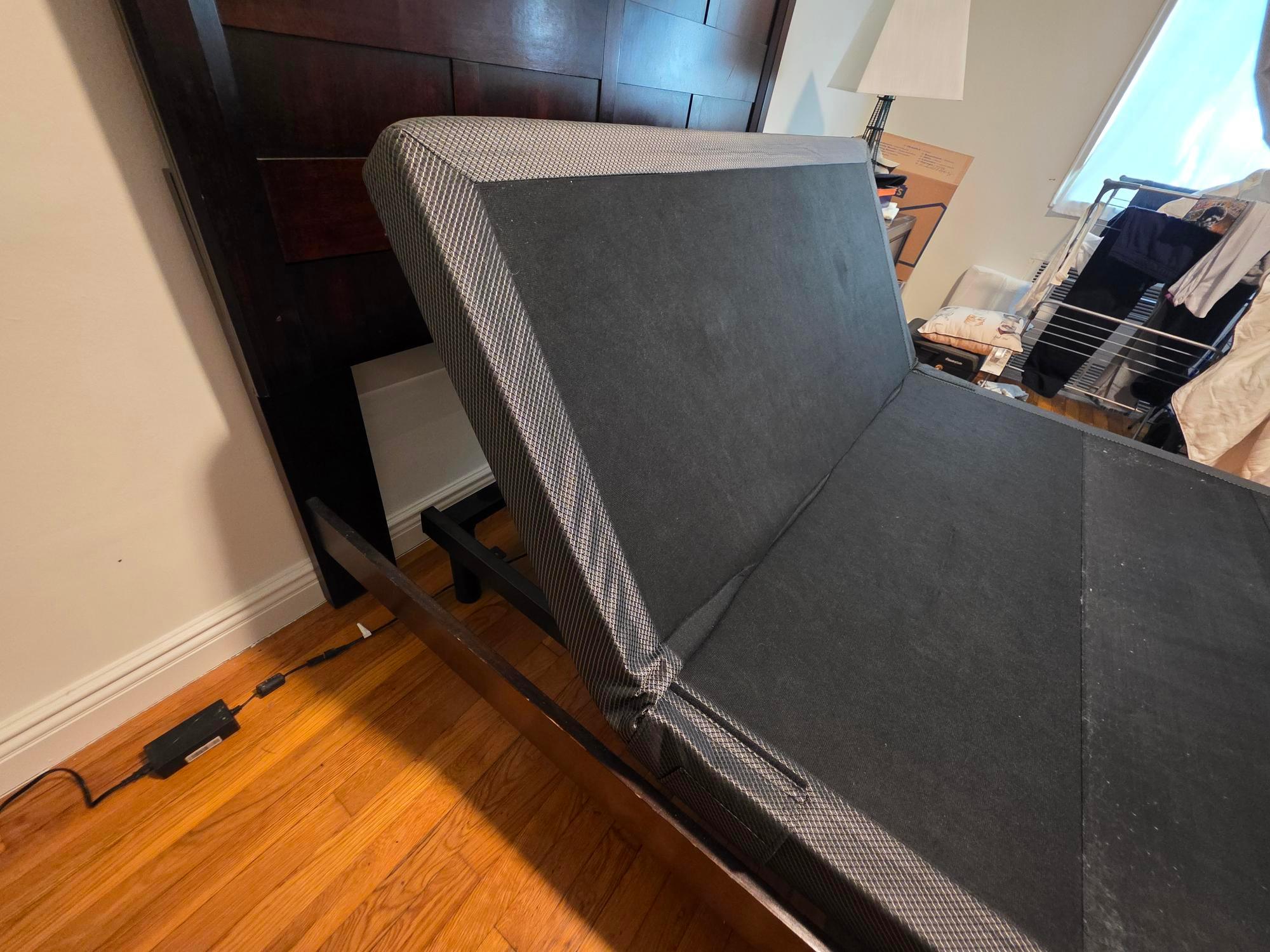 Beautyrest Advanced Motion Base Queen - photo 2
