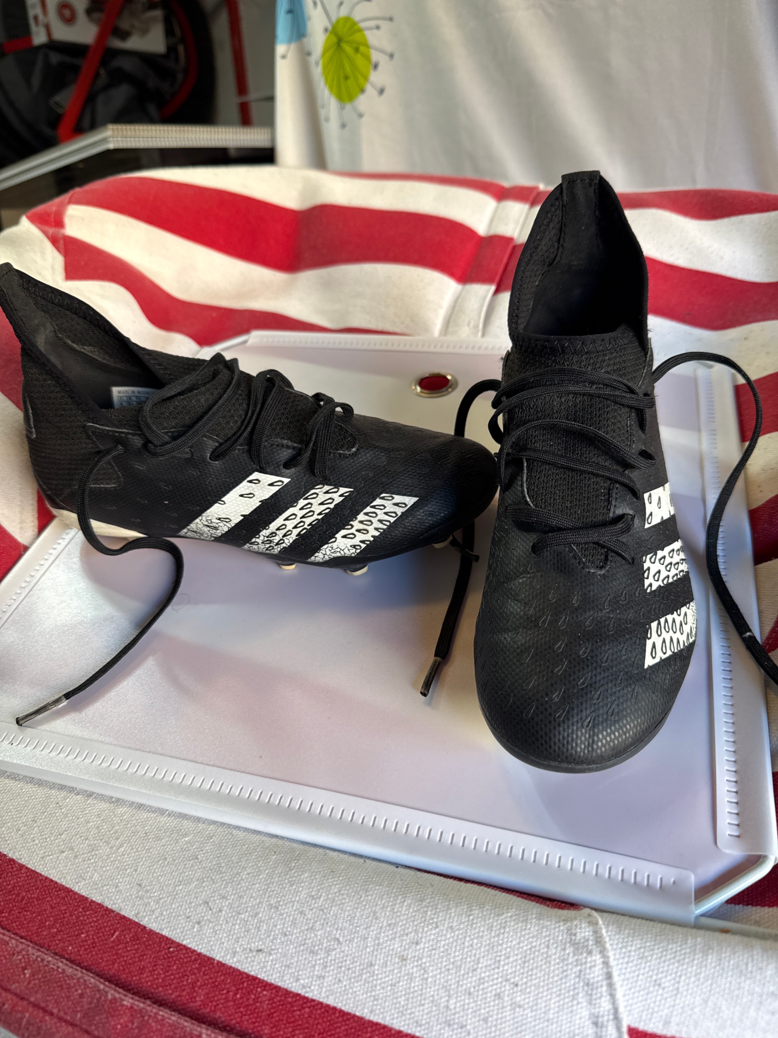 Adidas Kids Soccer Cleats - Size US 4 (Excellent Condition!)