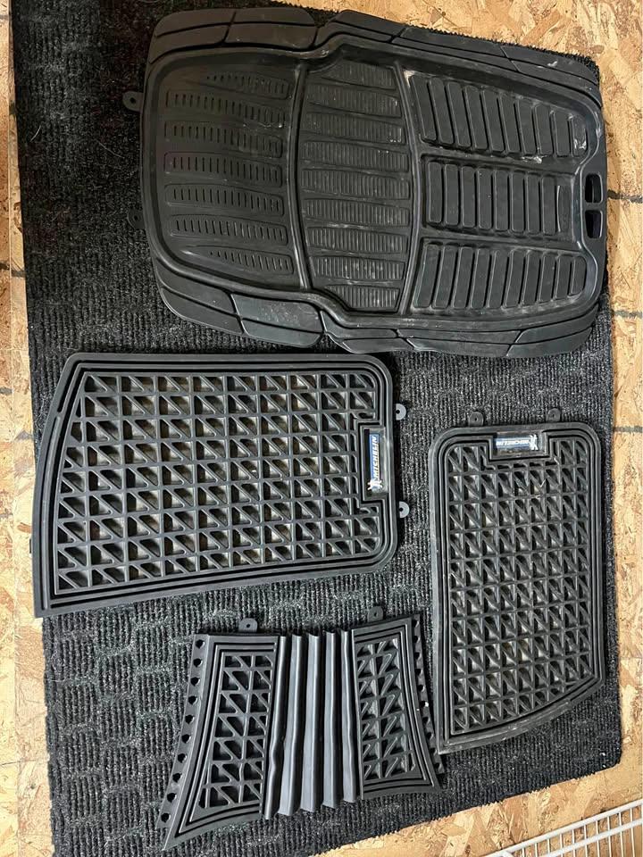 PANT SAVER CAR MATS