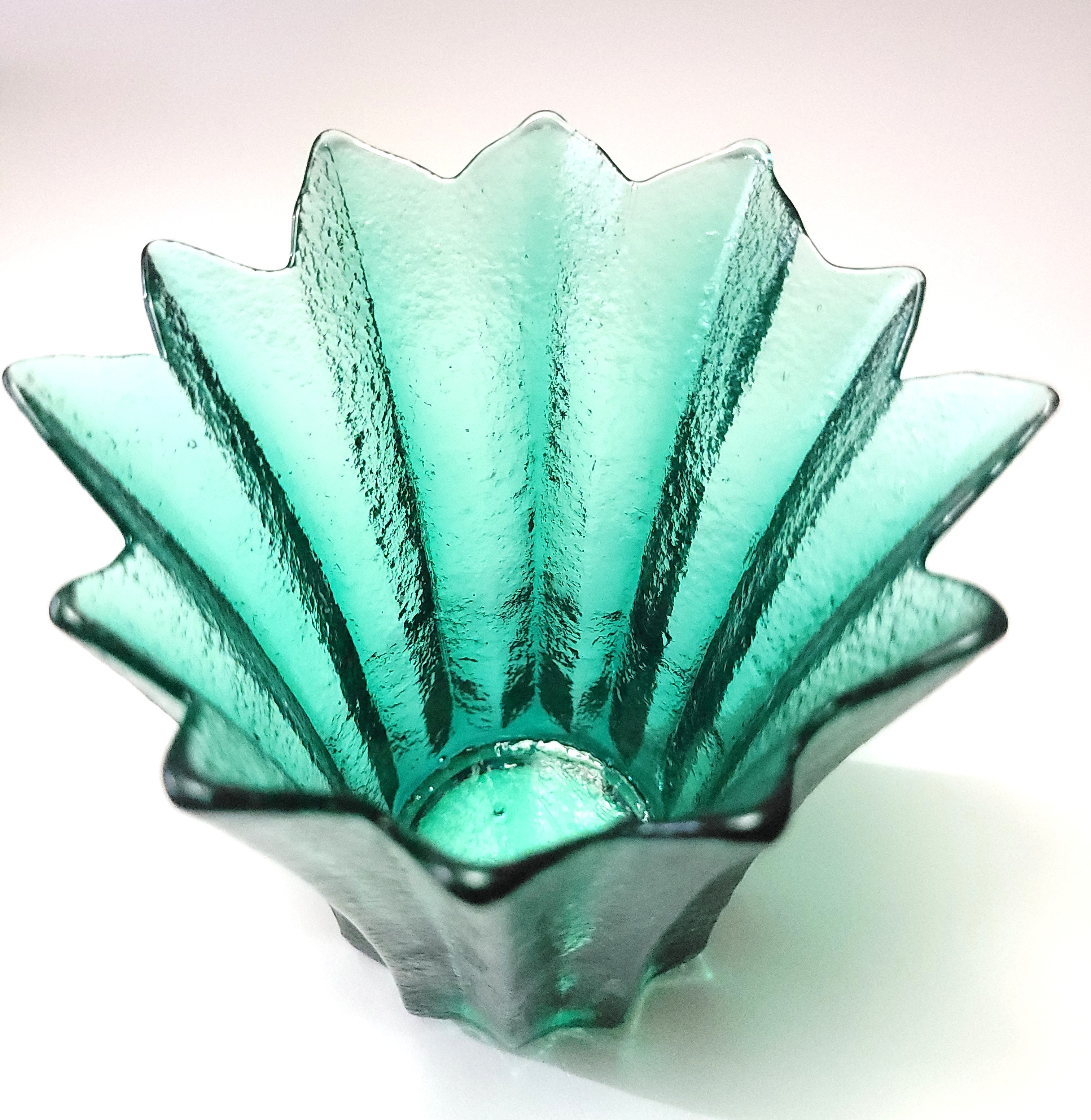1970s Emerald Green Lotus Art Glass Bud Vase Votive Holder Japan - photo 5